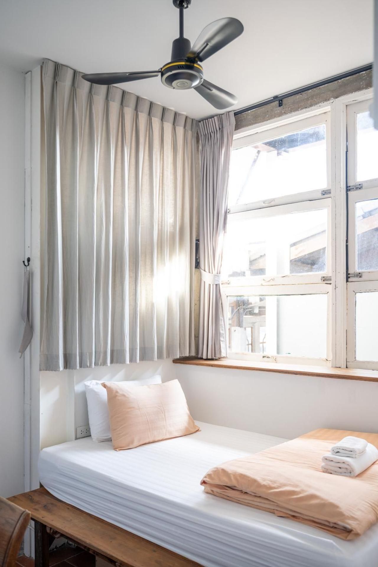 Velawarin Hotel Single Standard 3