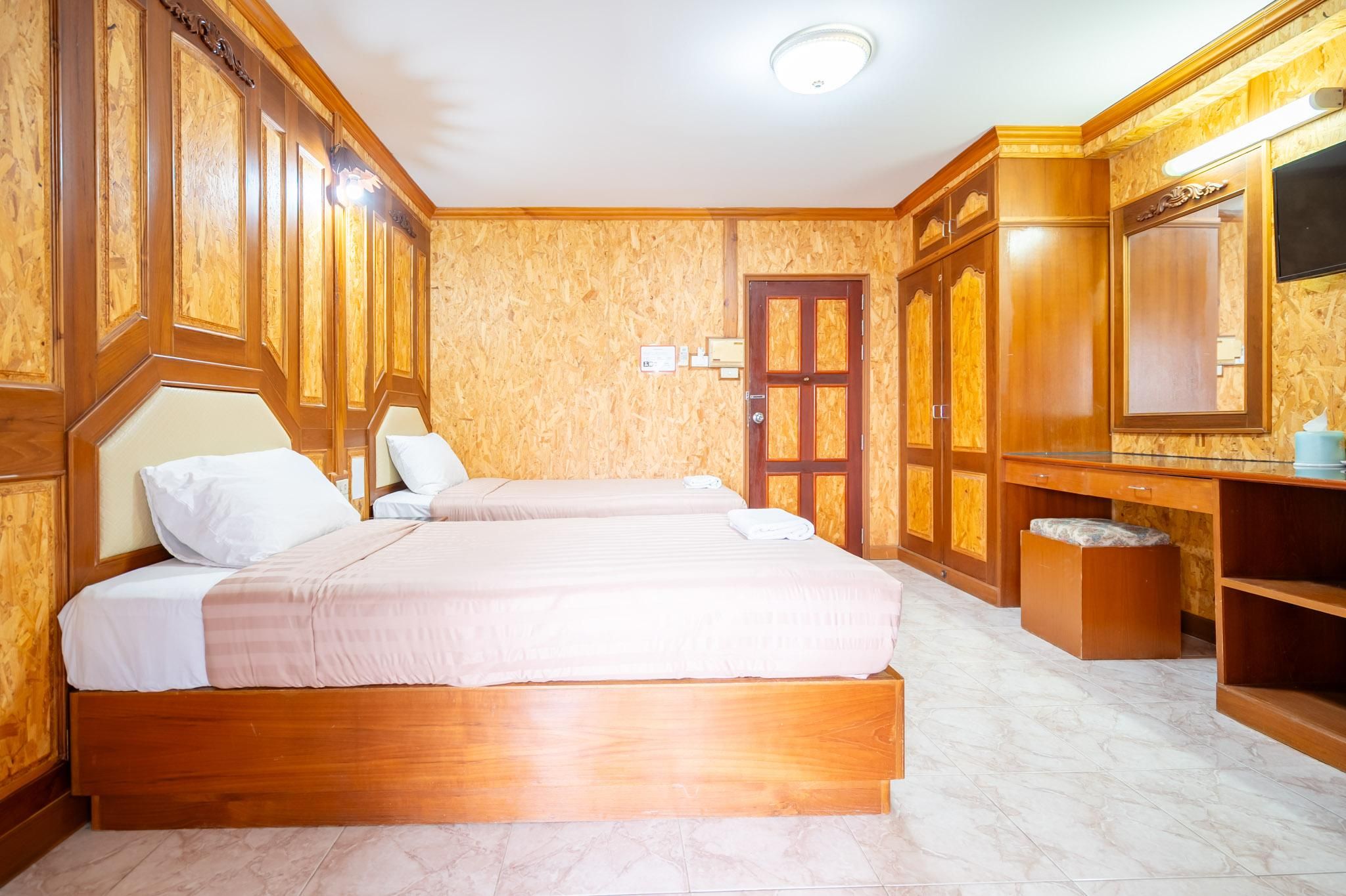 Chatsuree Mansion Standard Room - Twin 2