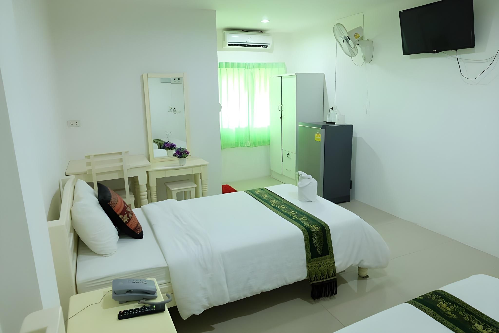 Standard Twin Bed