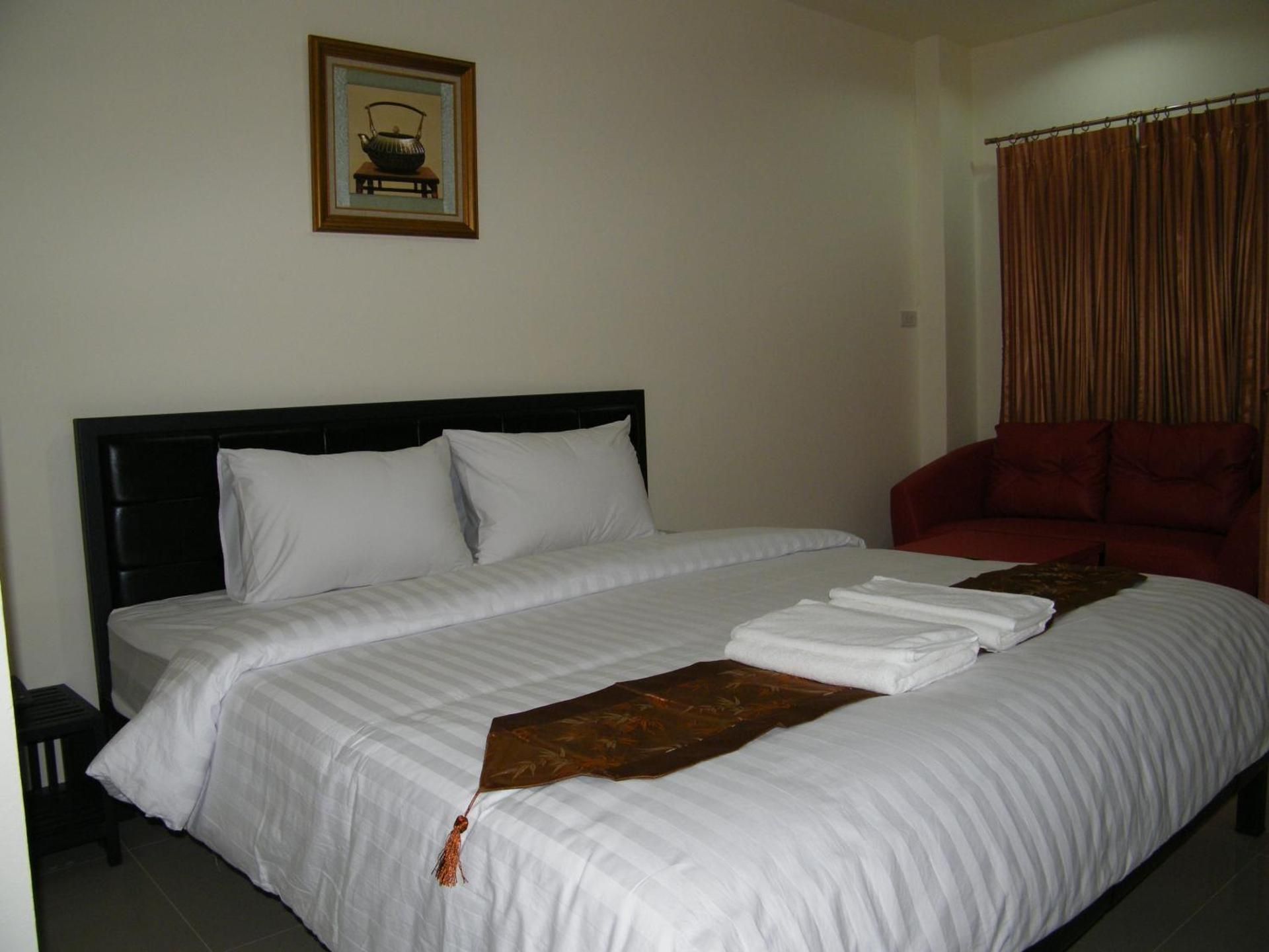 Standard Double Bed