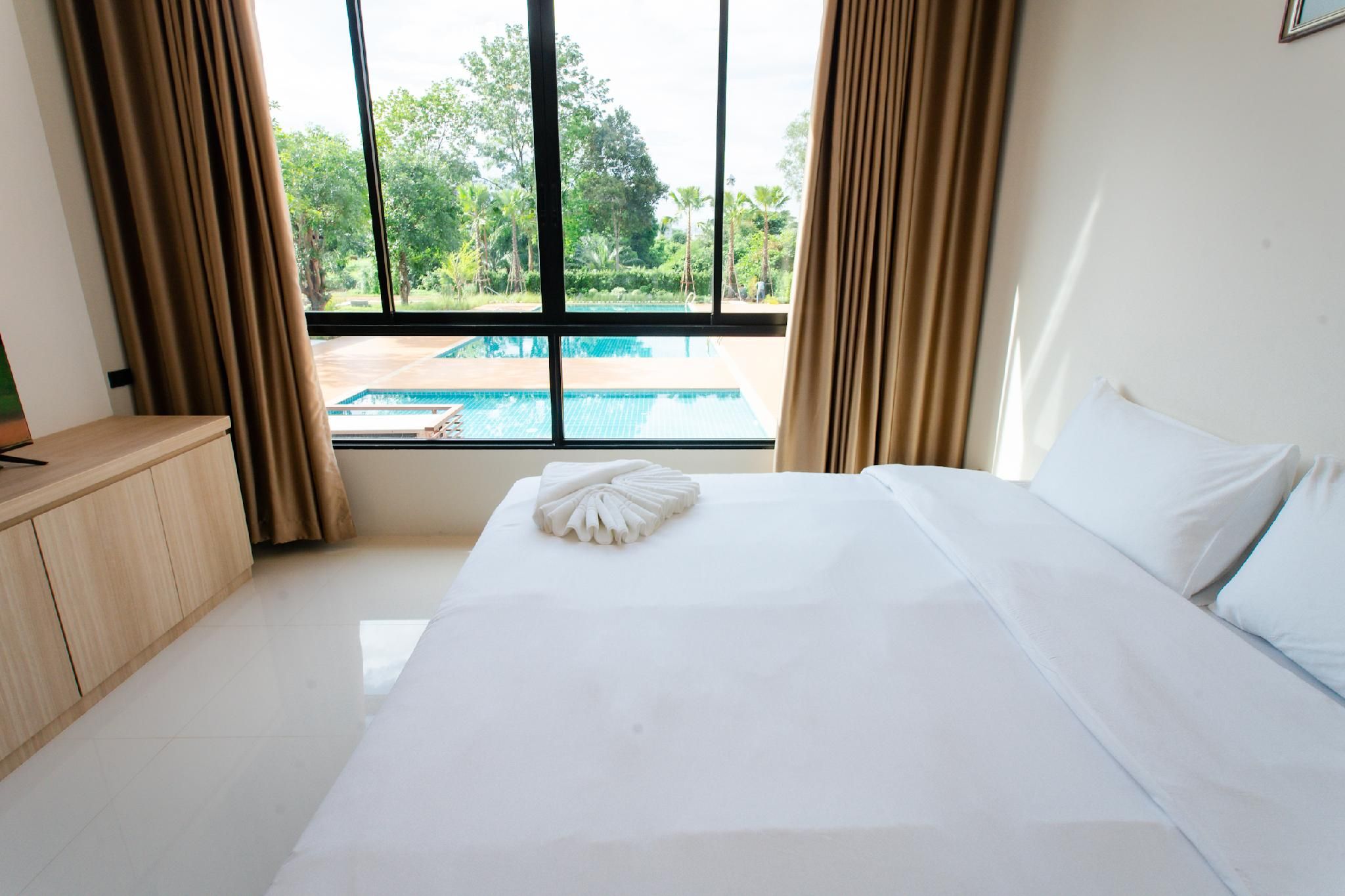 Happiness Double Room