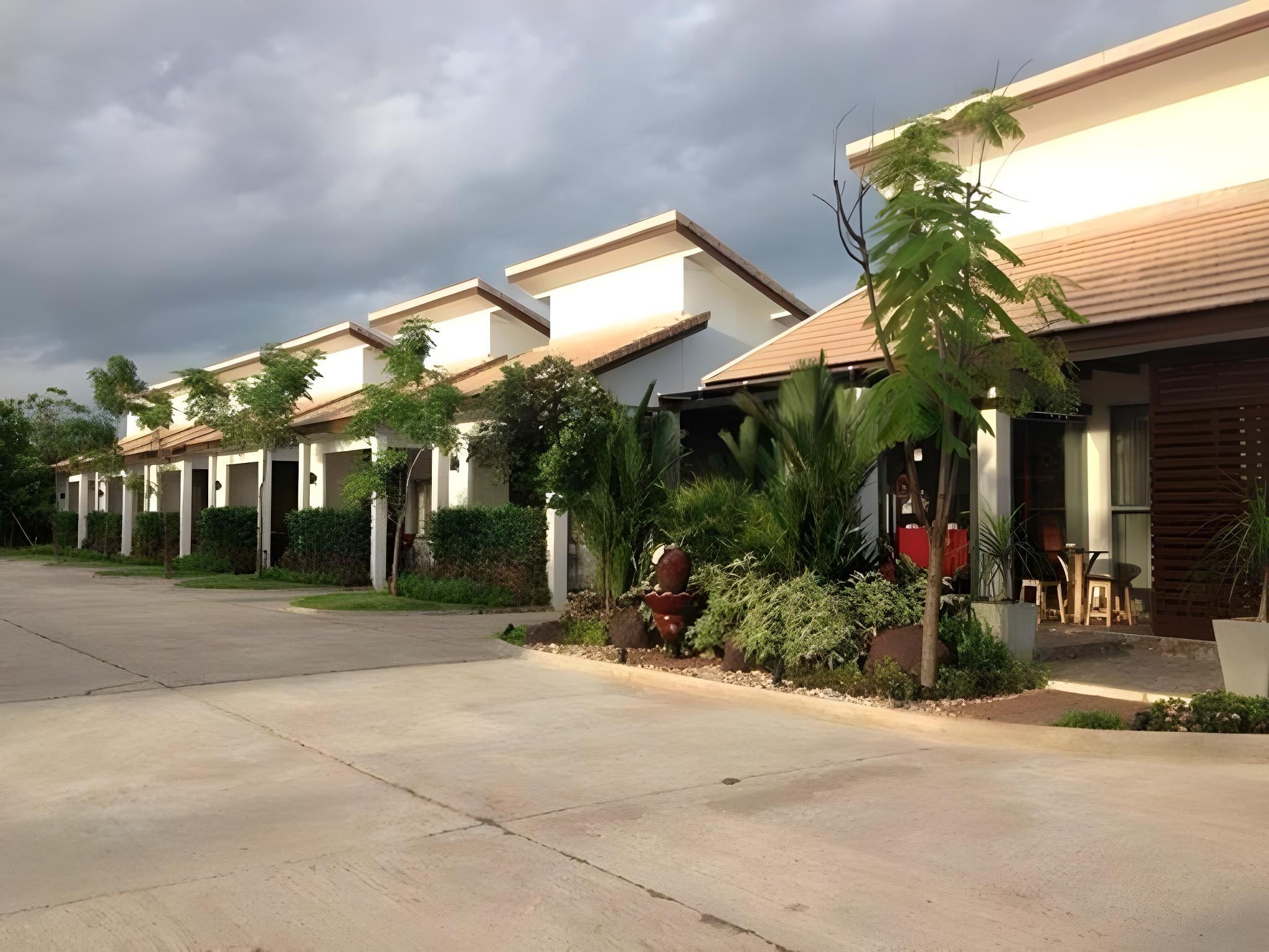 Saabpaiboon Grand Resort