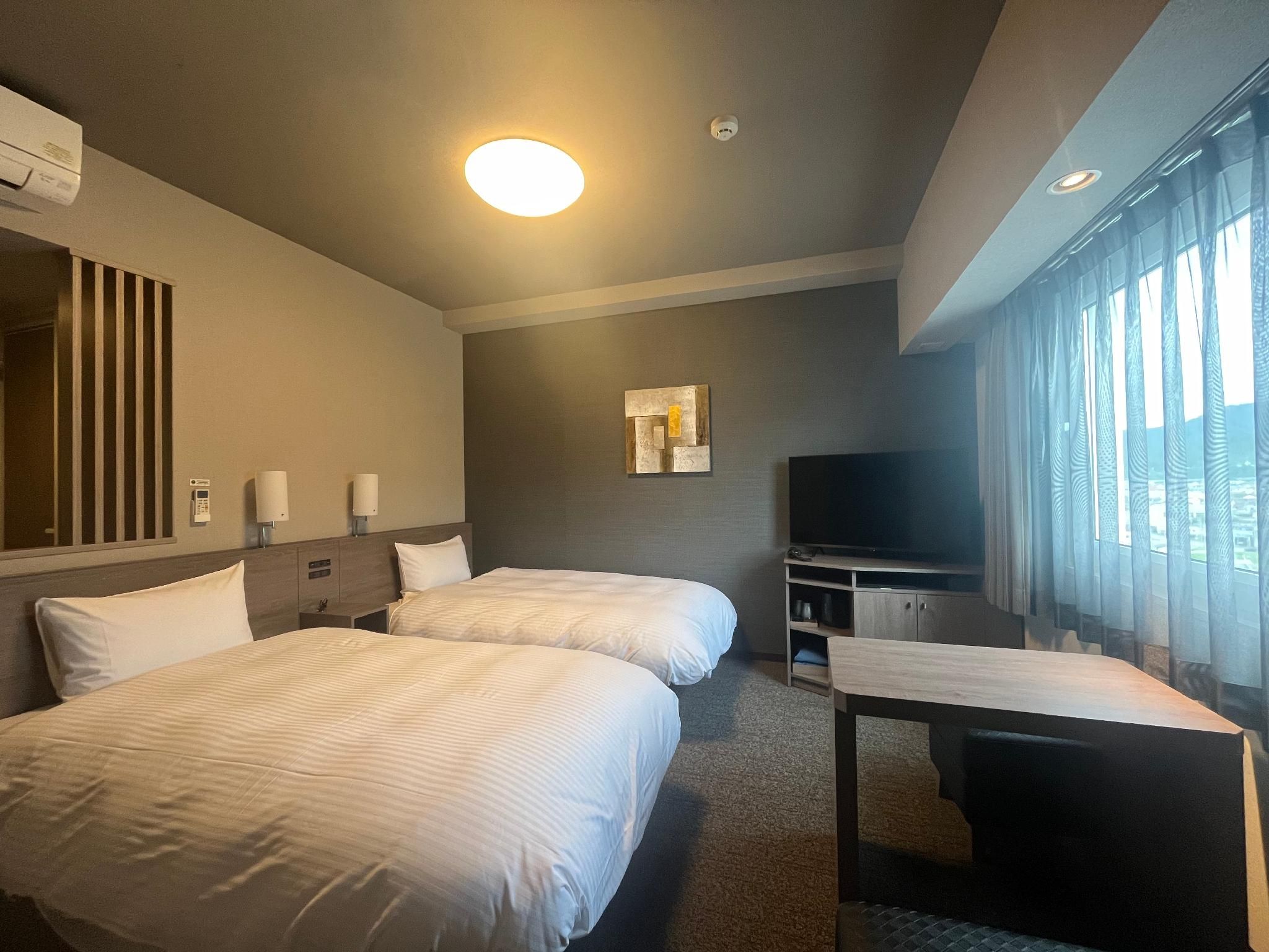Twin Room - Smoking, E-Cigarettes Only