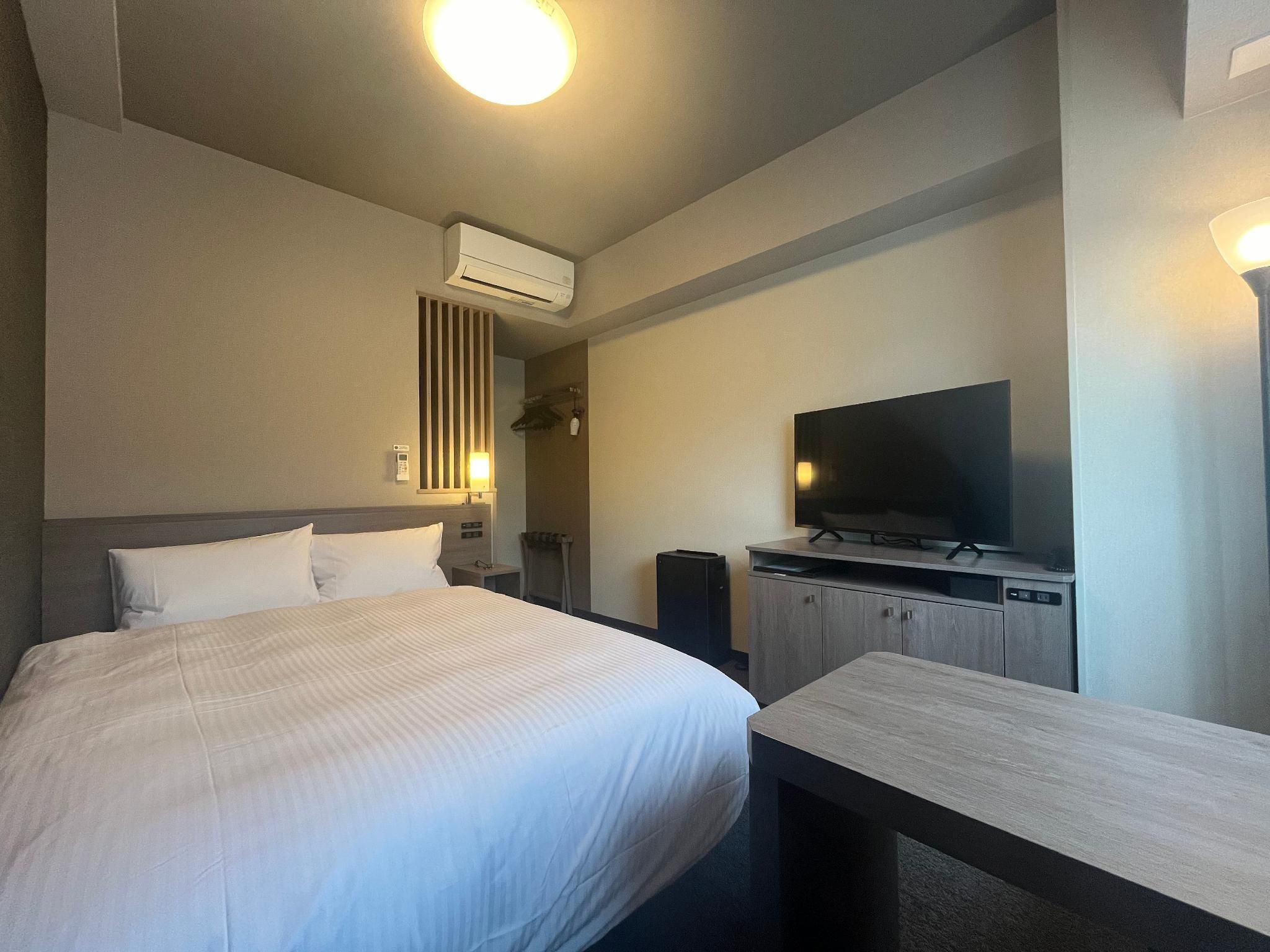Semi Double Room - Smoking