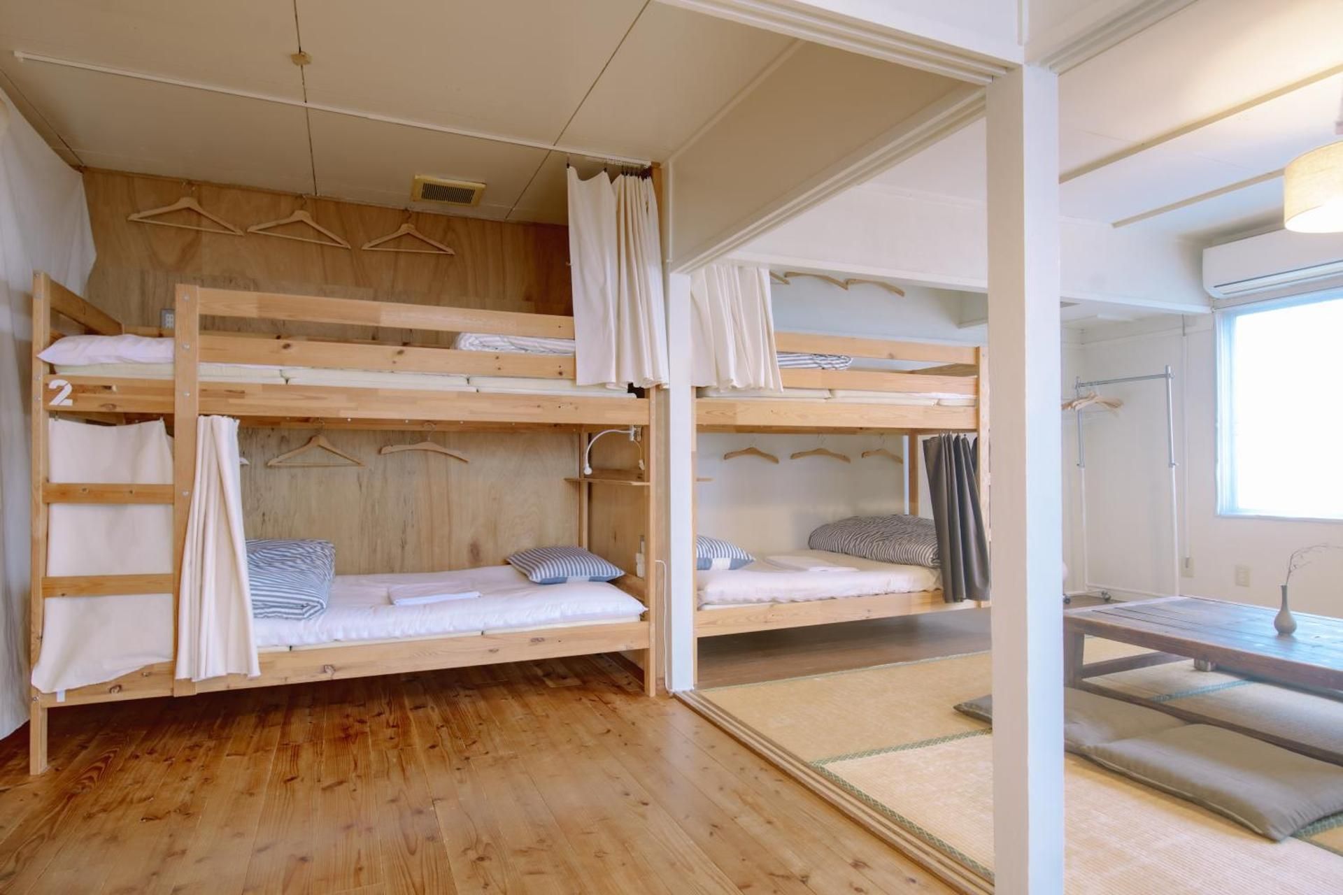 5 Bunk Bed with Private Bathroom