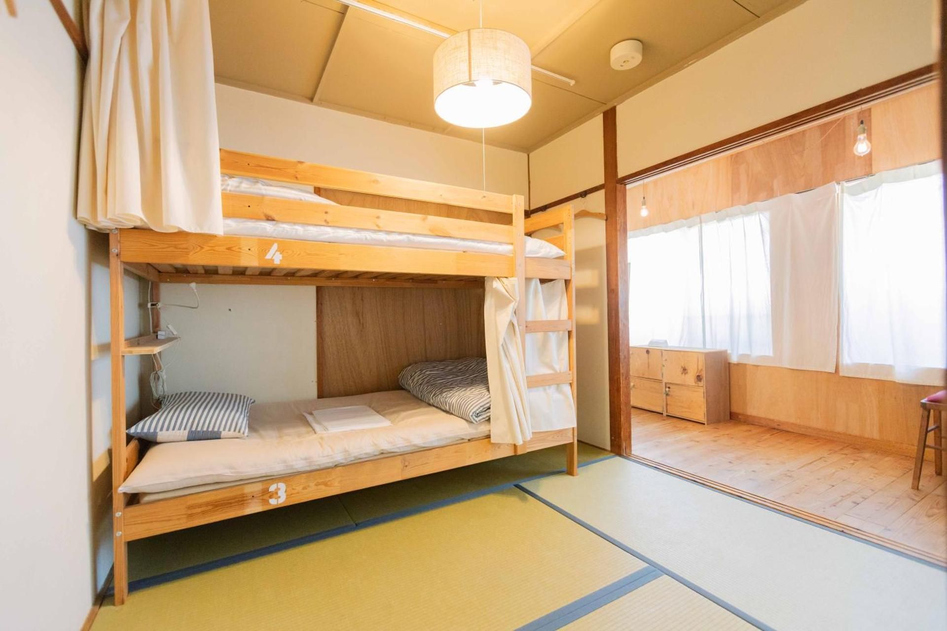 Quadruple Room with Private Bathroom