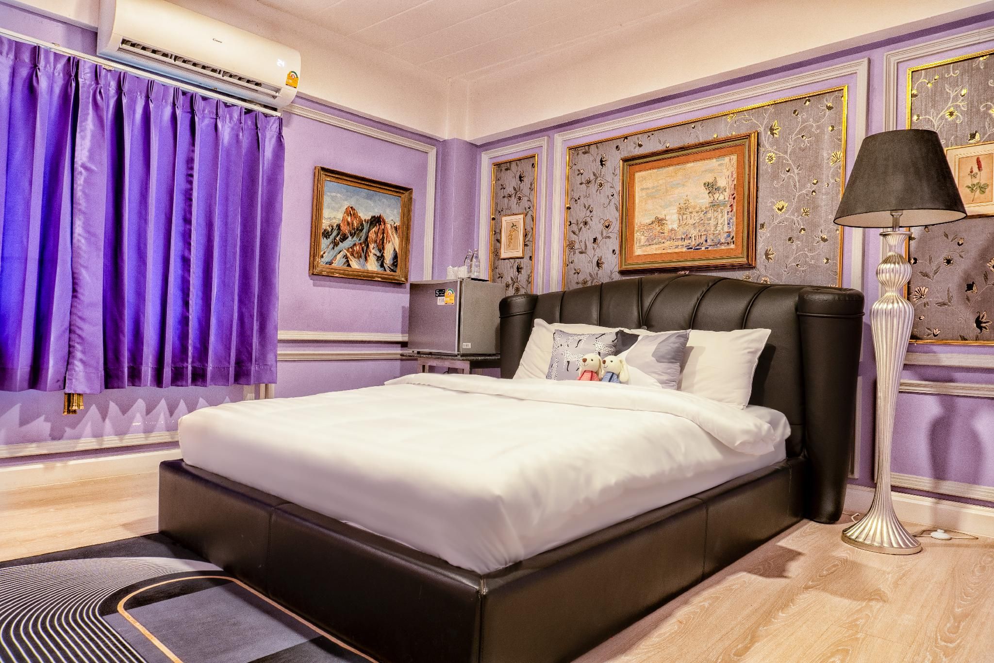 The White Rabbit Hostel  Standard Room 2