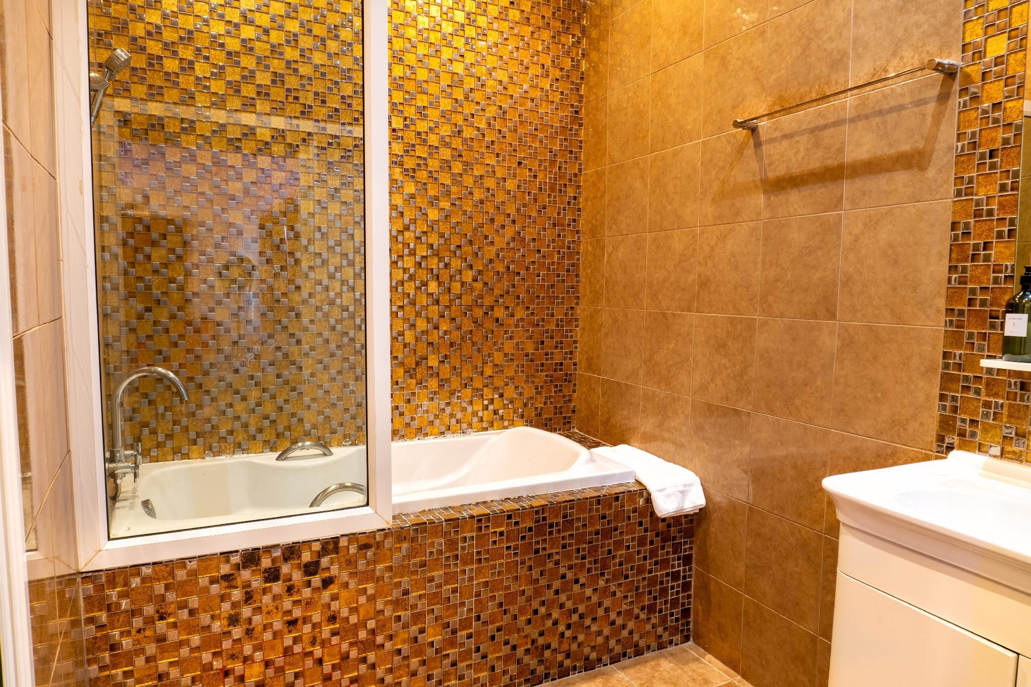 The White Rabbit Hostel  Studio 2