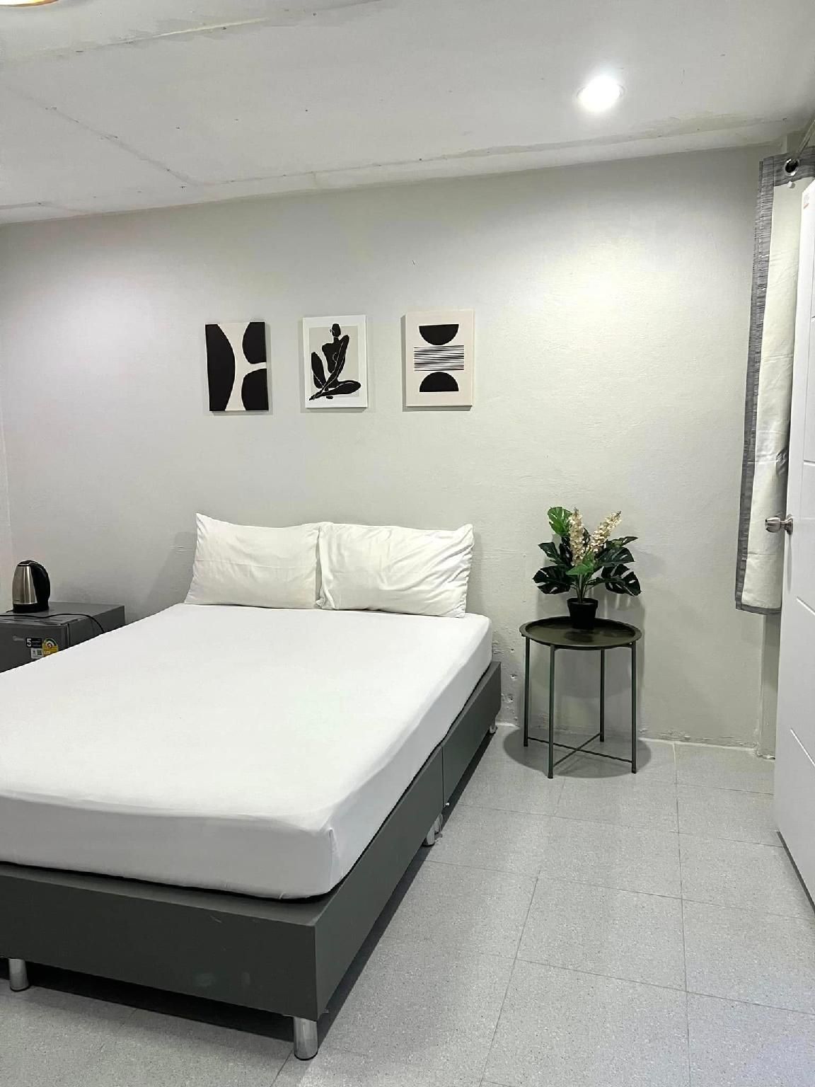 Signature Double Room - Non-Smoking