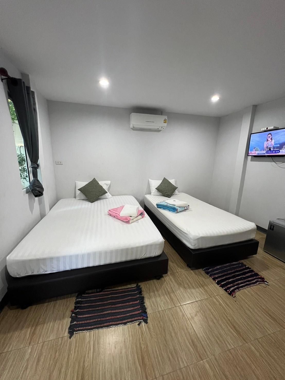 Signature Twin Room - Newly Renovated