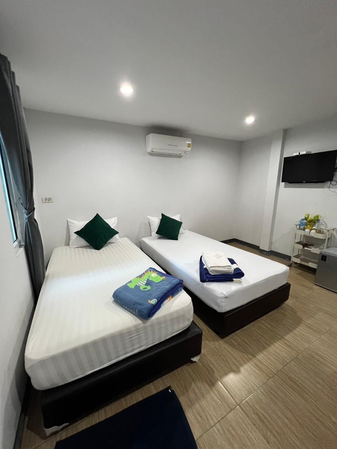 Signature Twin Room - Newly Renovated