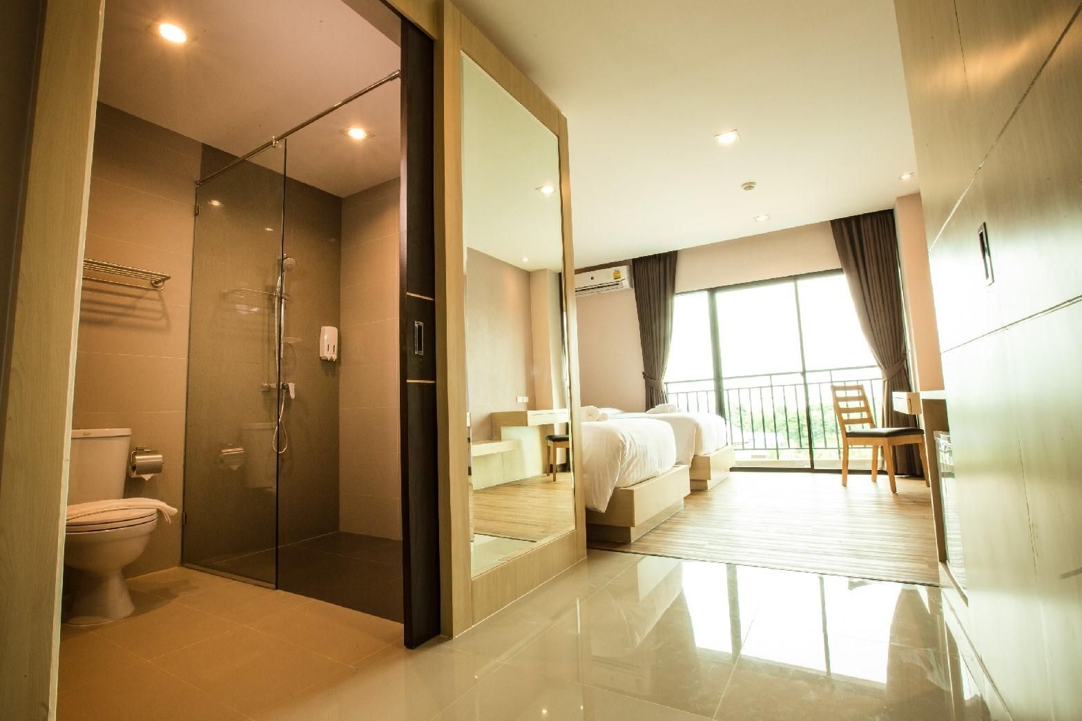 Premier Twin Room - Non-Smoking