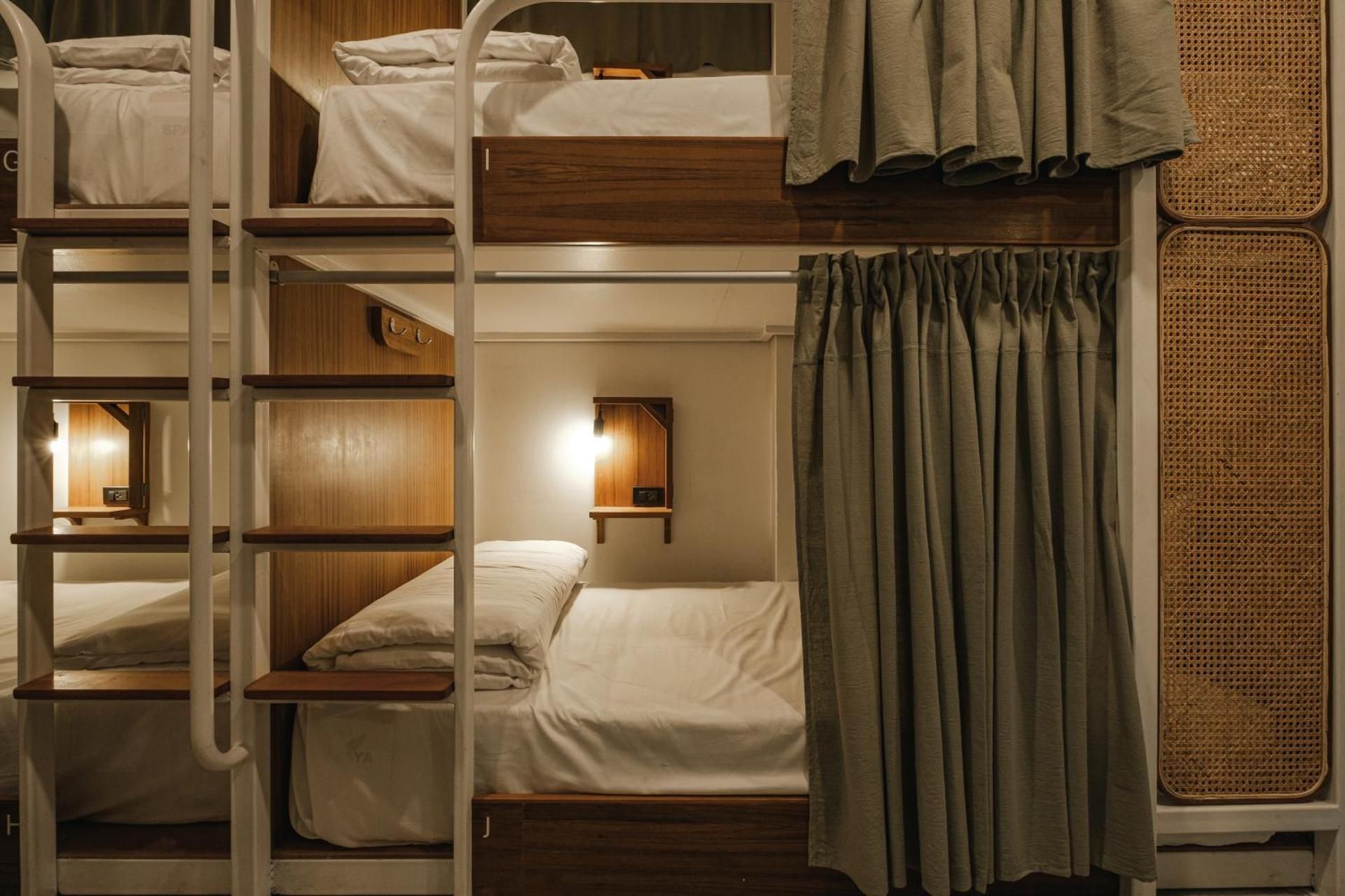 8-Bed Mixed Dormitory Room