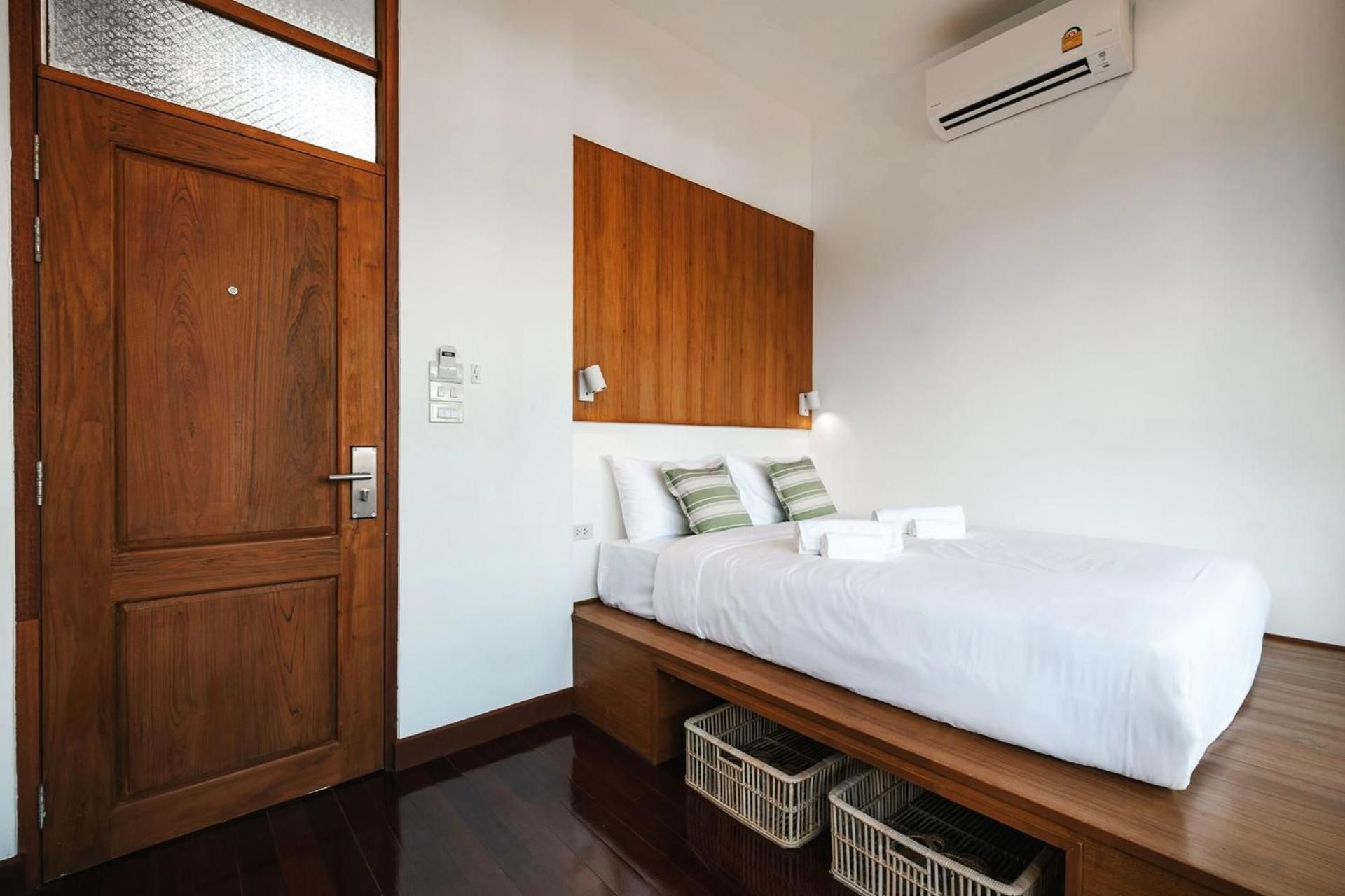 Queen Room with Balcony