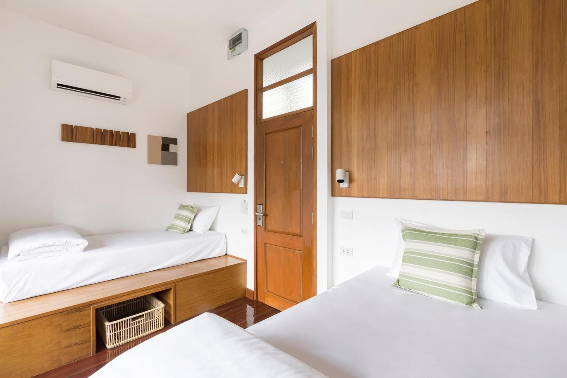 Twin Room with City View