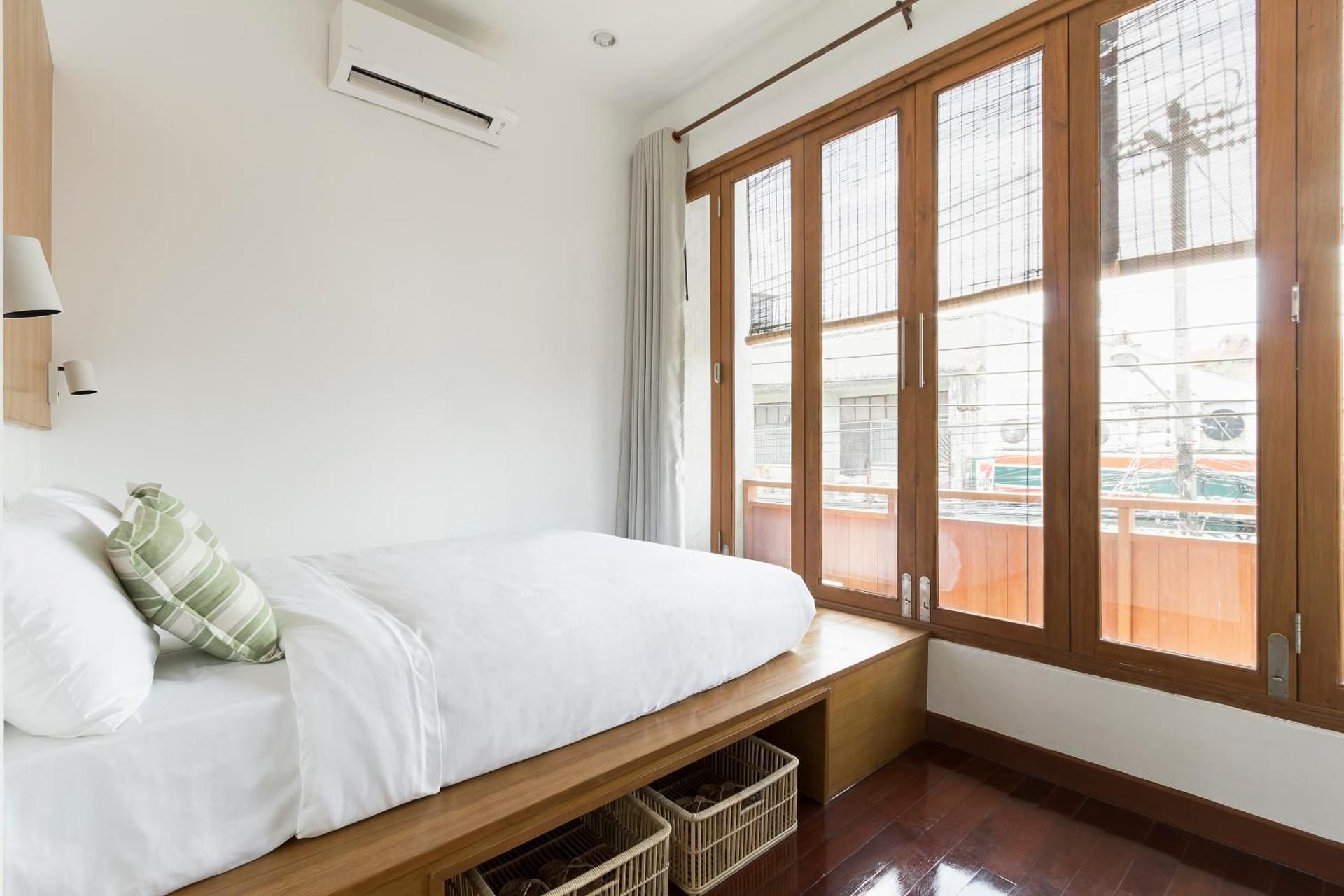 Queen Room with Balcony