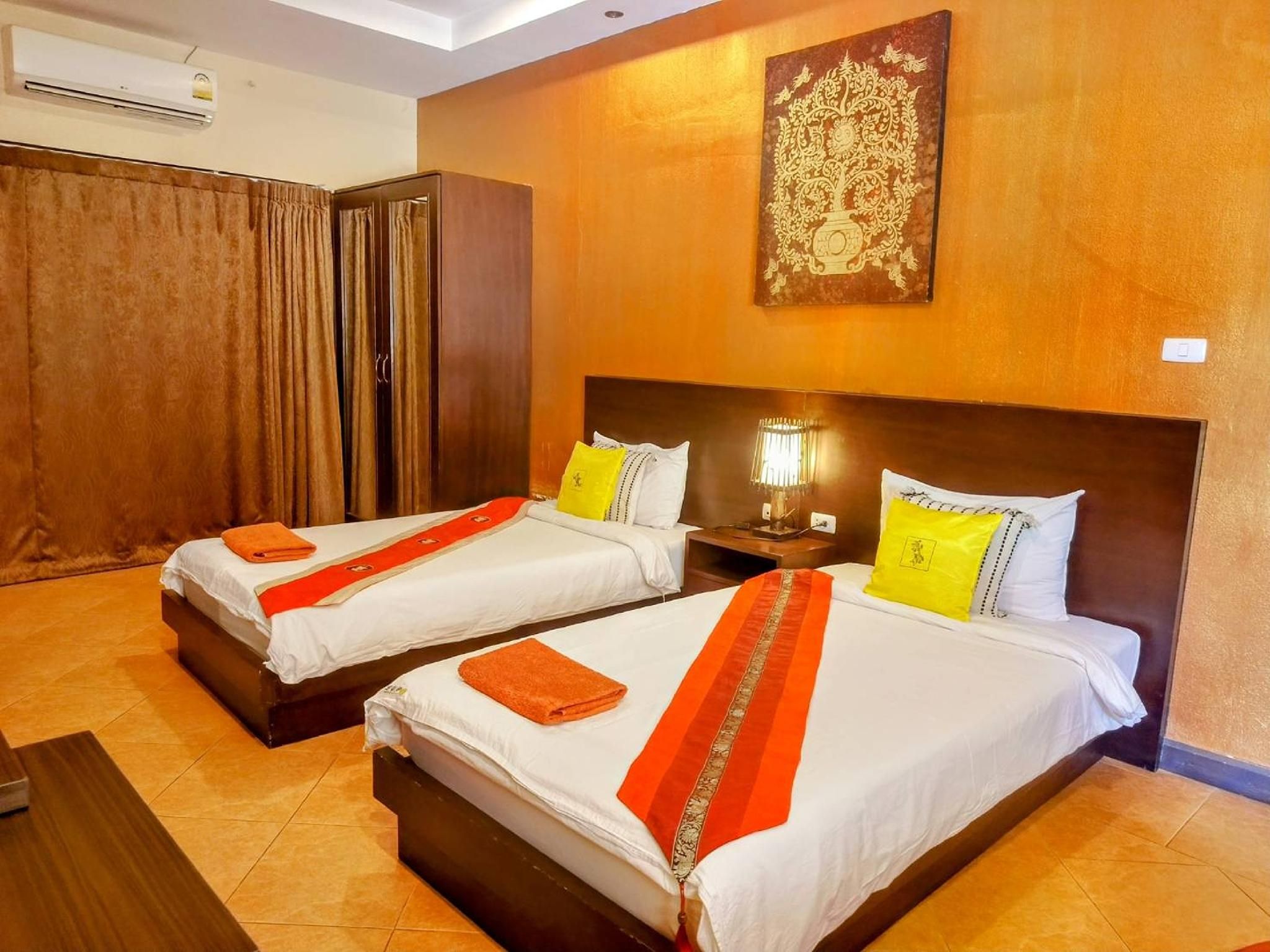 Deluxe Twin Room