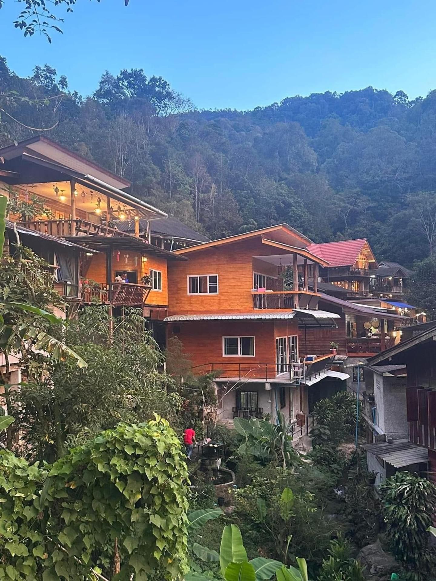 กินลมชมจันทร์ แม่กำปอง