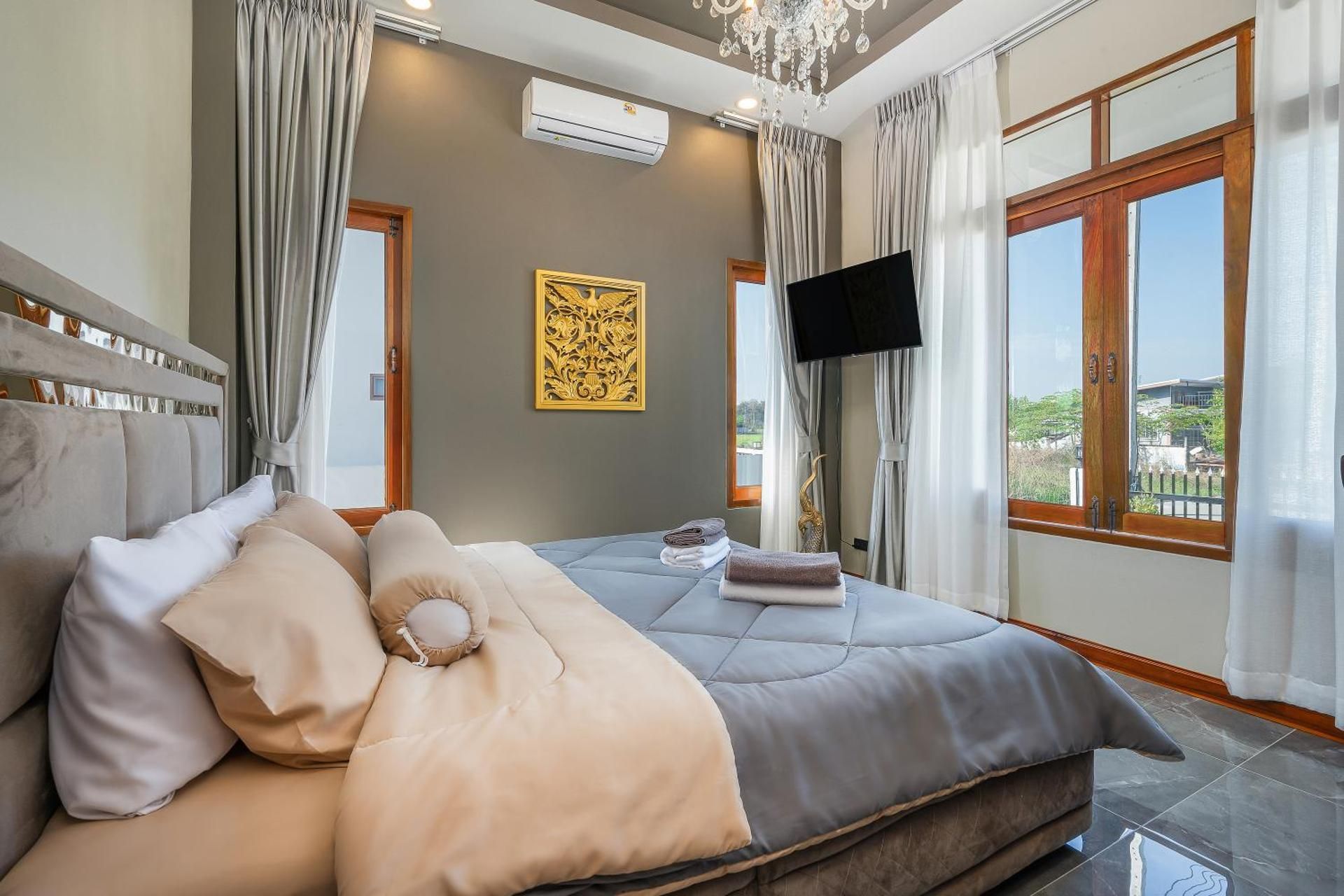 Deluxe Villa