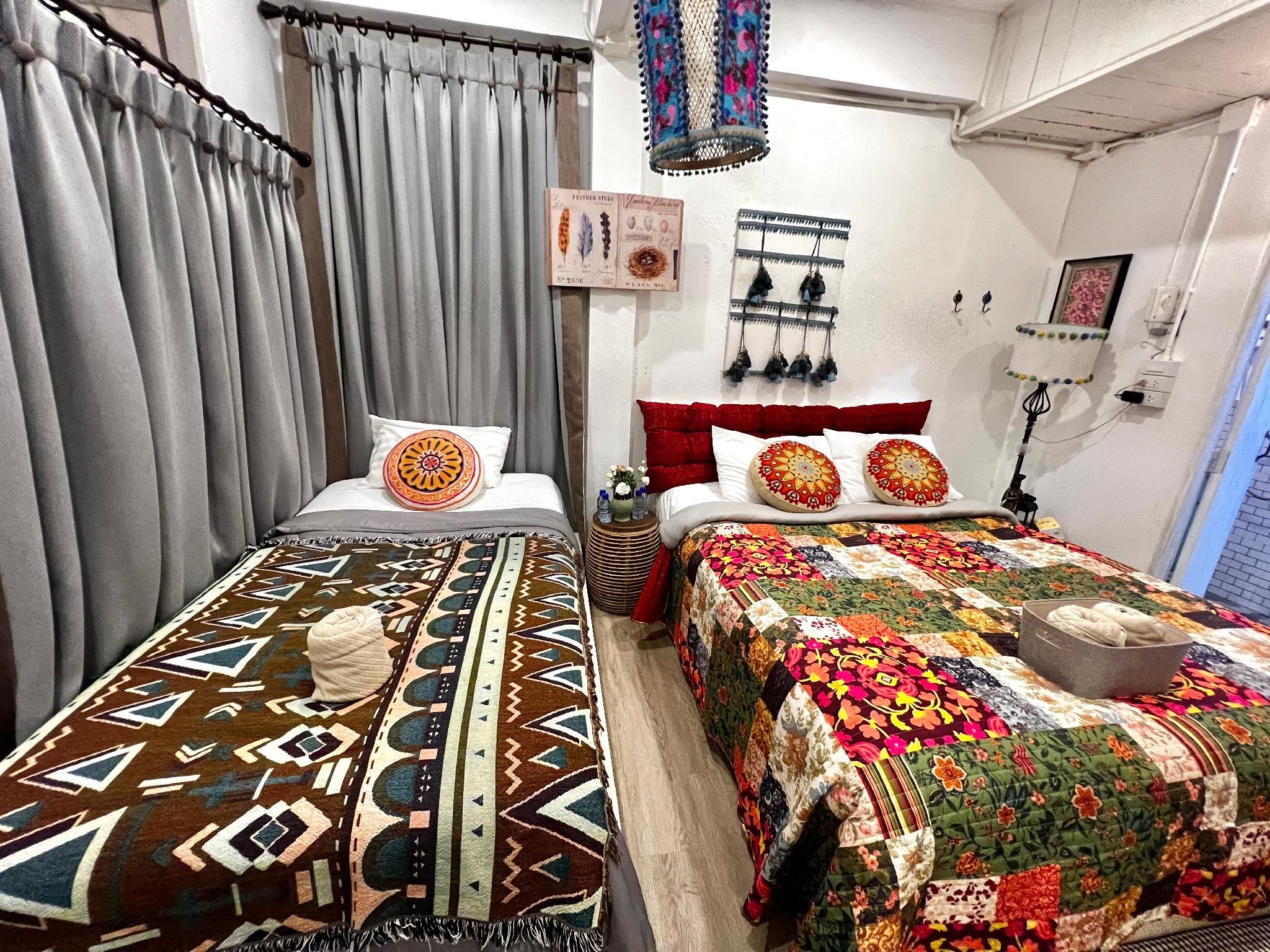 3 PCs Room