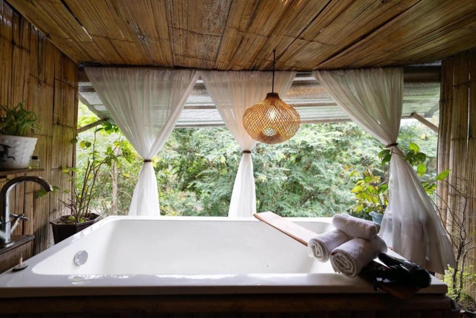 Deluxe Balcony