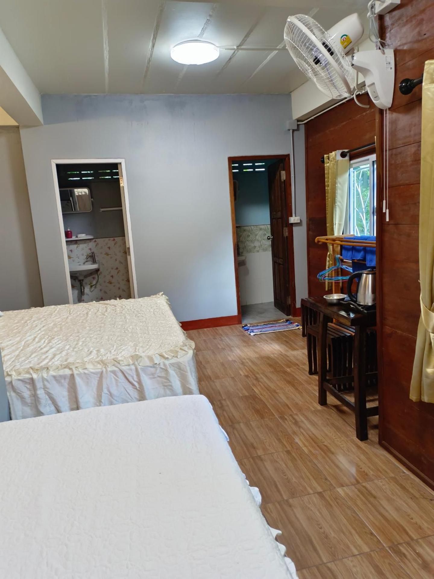 Quadruple Room with Private Bathroom