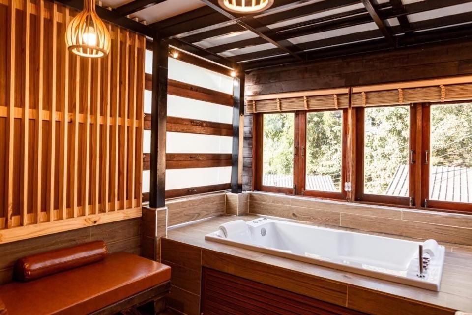 Duplex Suite No.9
