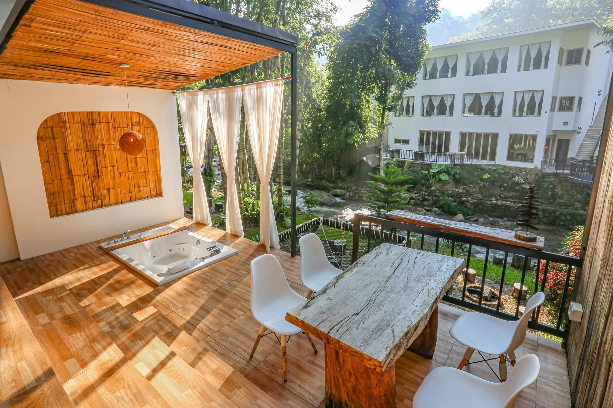 Family Suite with Balcony