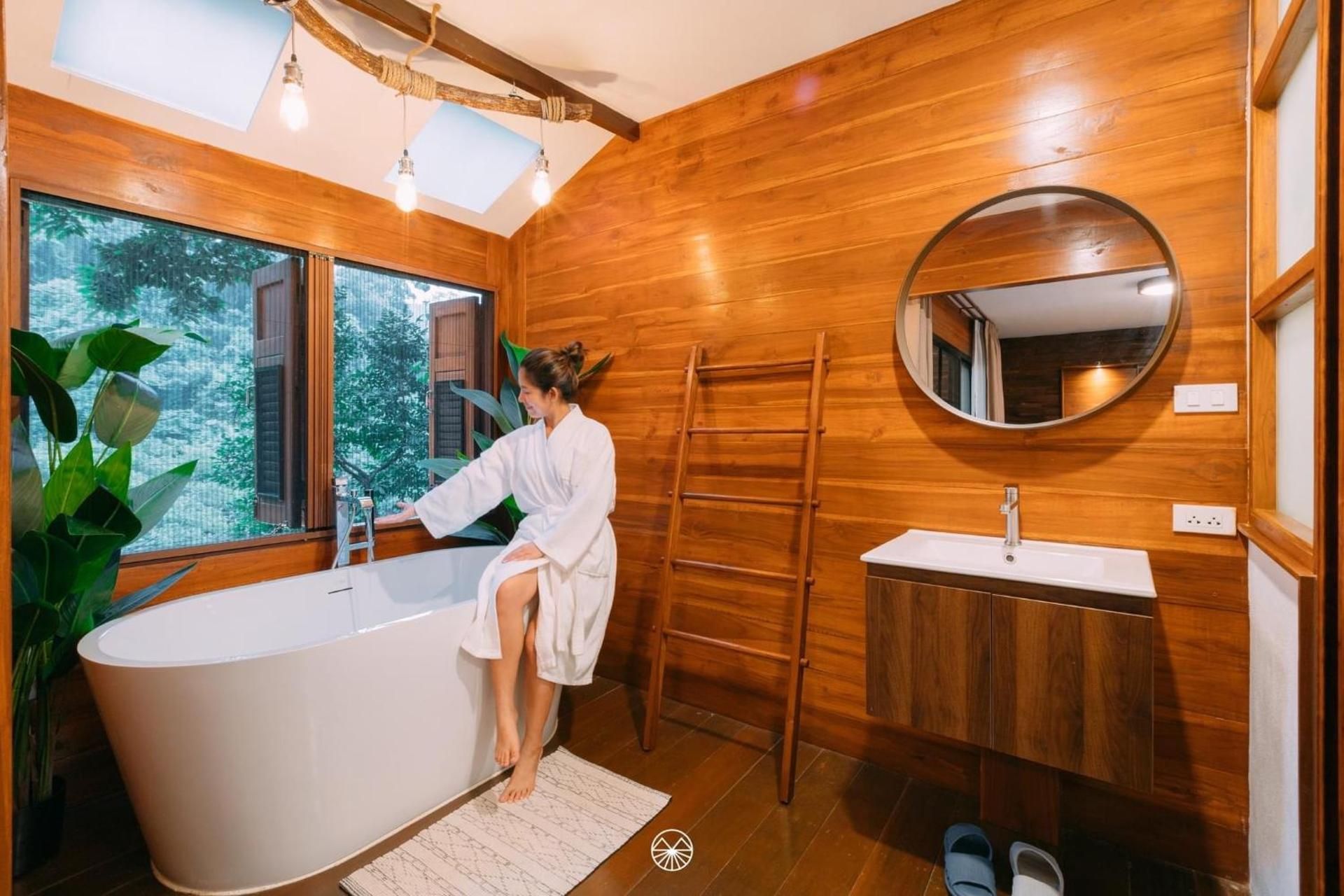 Suite with Spa Bath