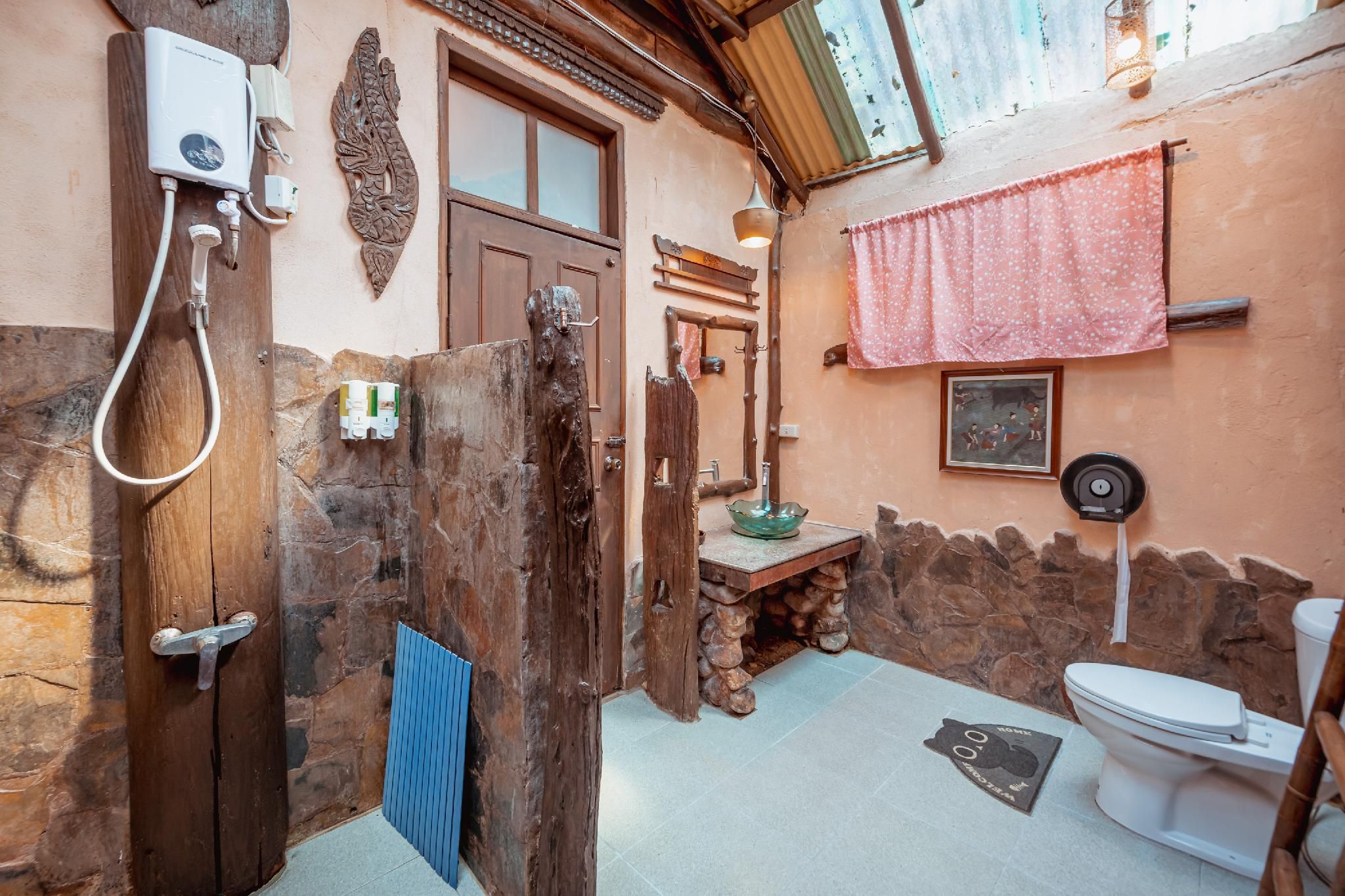 Tharnthong Lodges De luxe Room 2