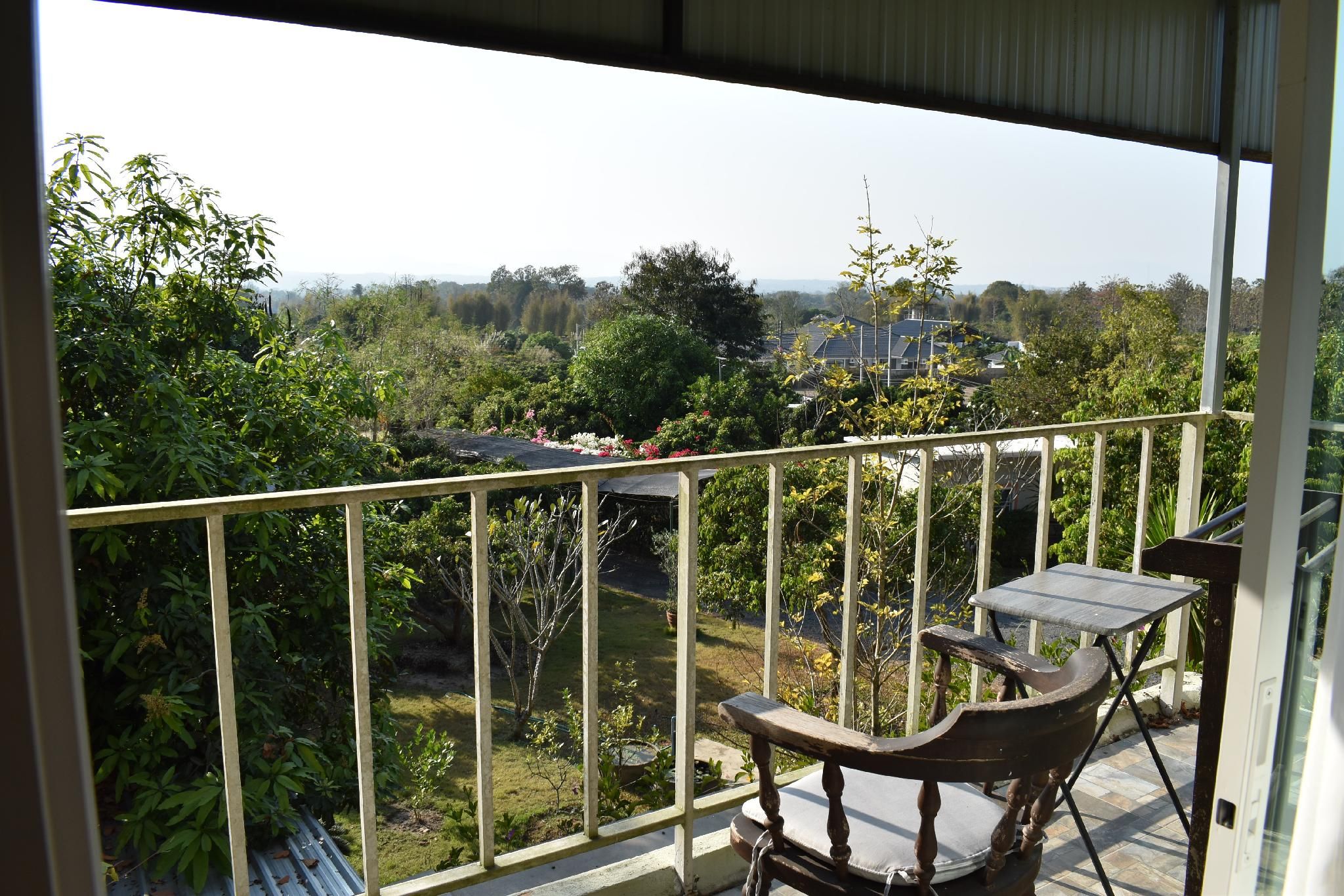 Standard Balcony