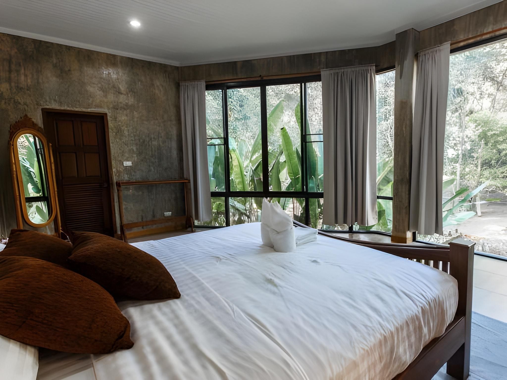 One Bedroom Suite