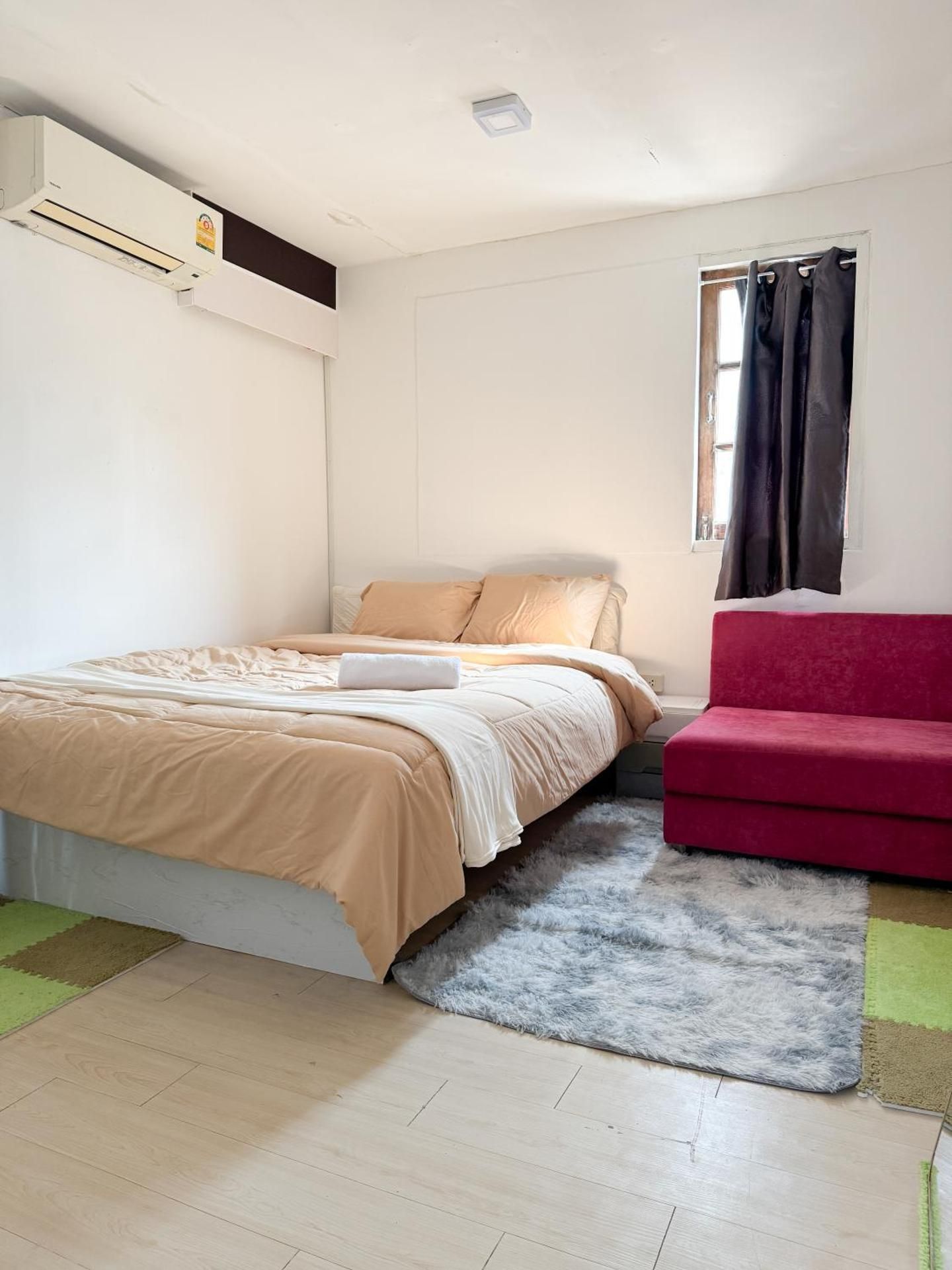 Double Room with Shared Bathroom