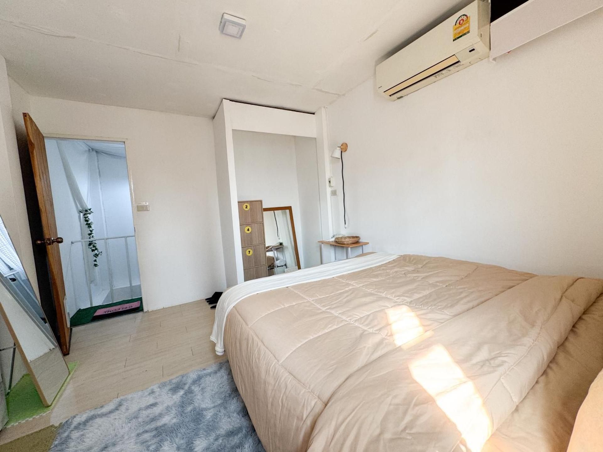 Double Room with Shared Bathroom