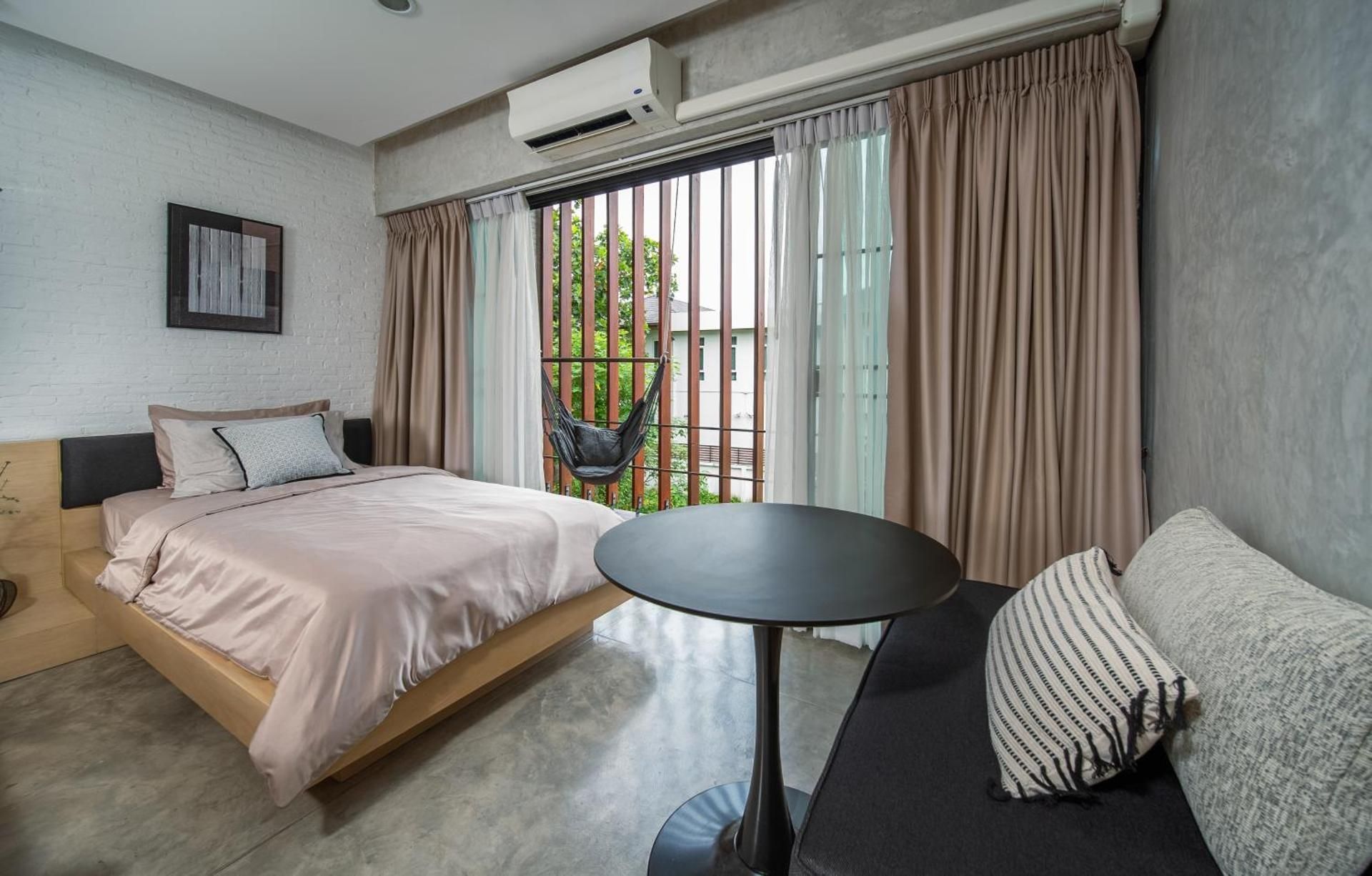 Twin Bedroom - Non-Smoking