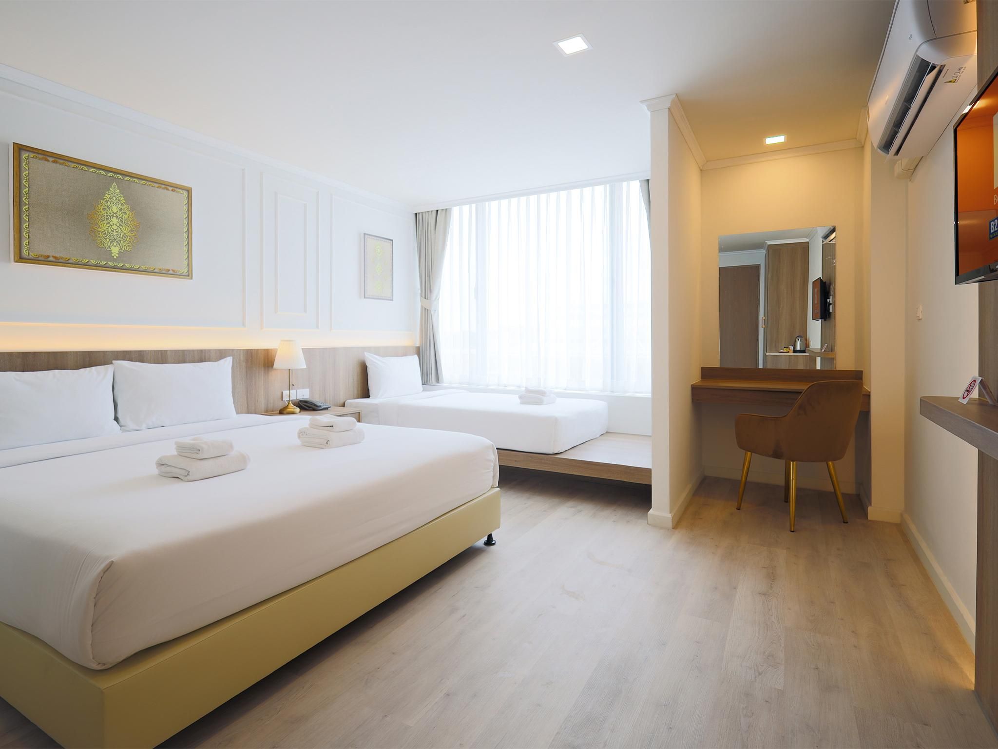 Luxury Triple Room