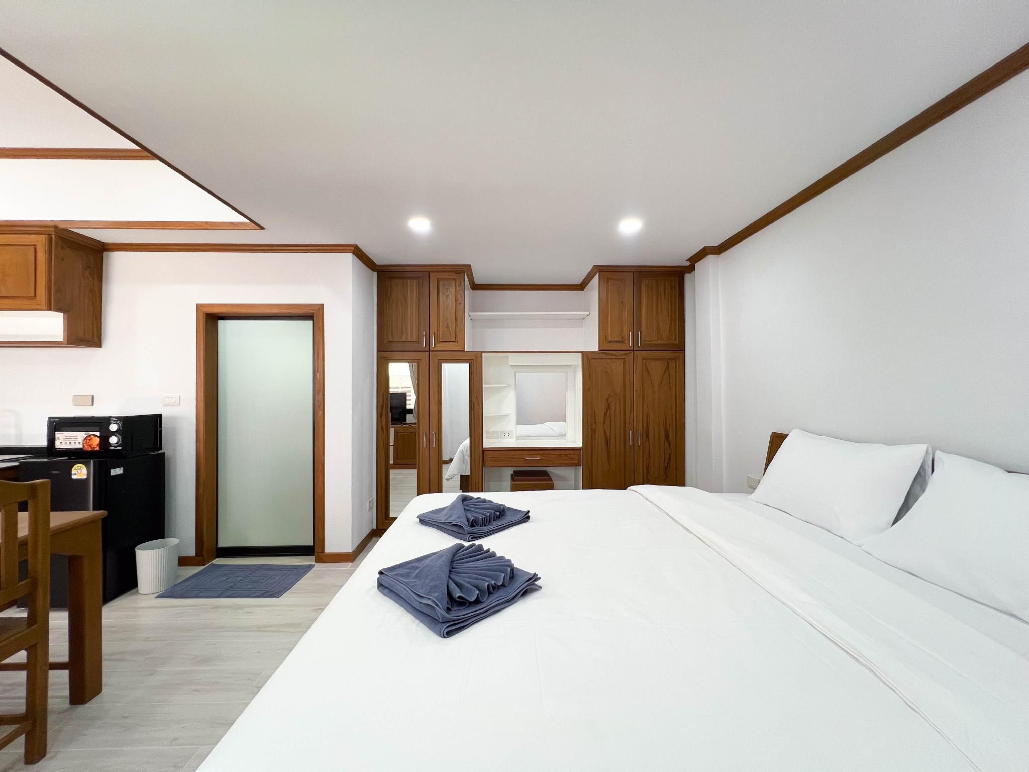 C YOU HOME @CNX Signature