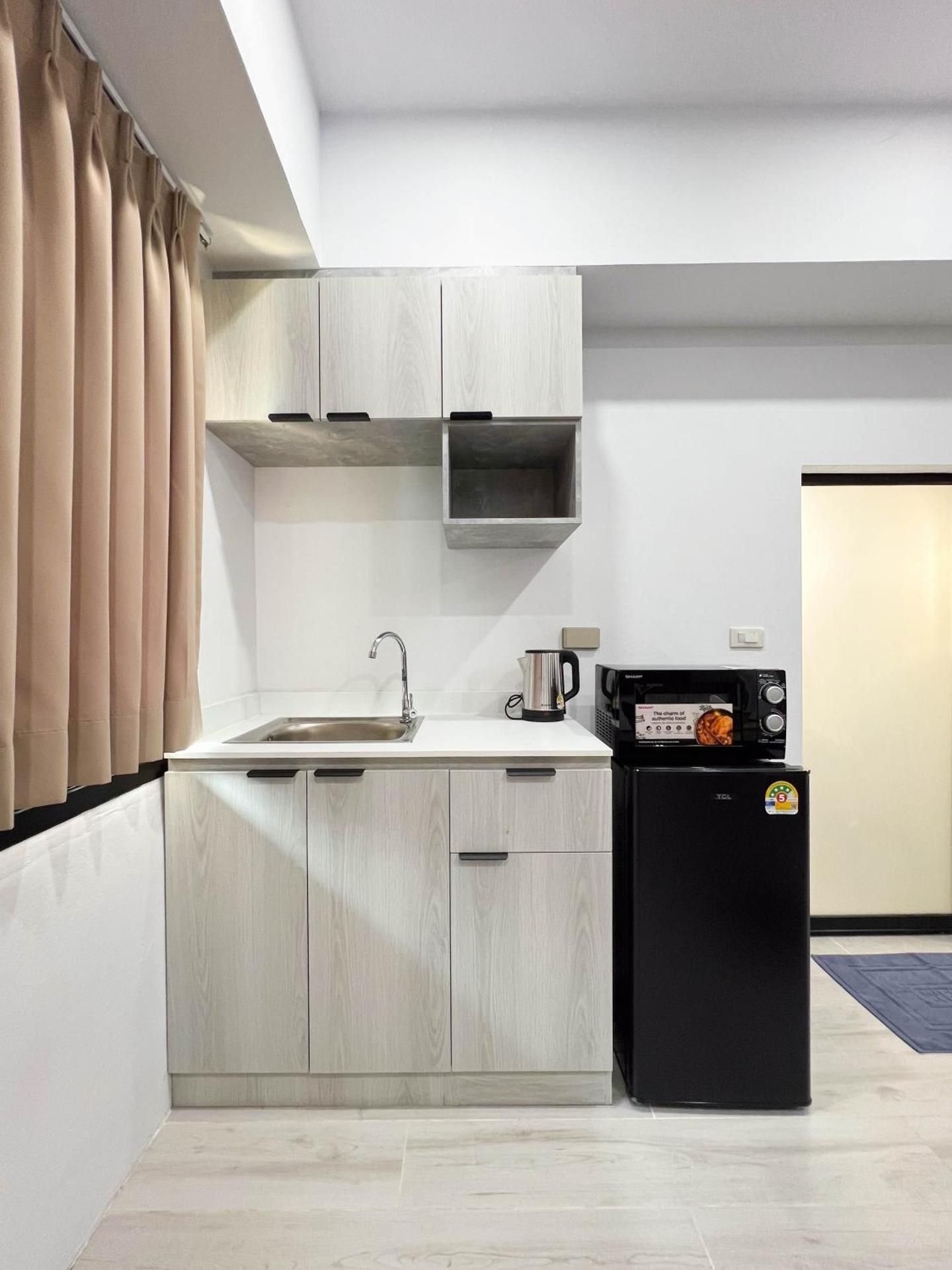 C YOU HOME @CNX King Bed 3