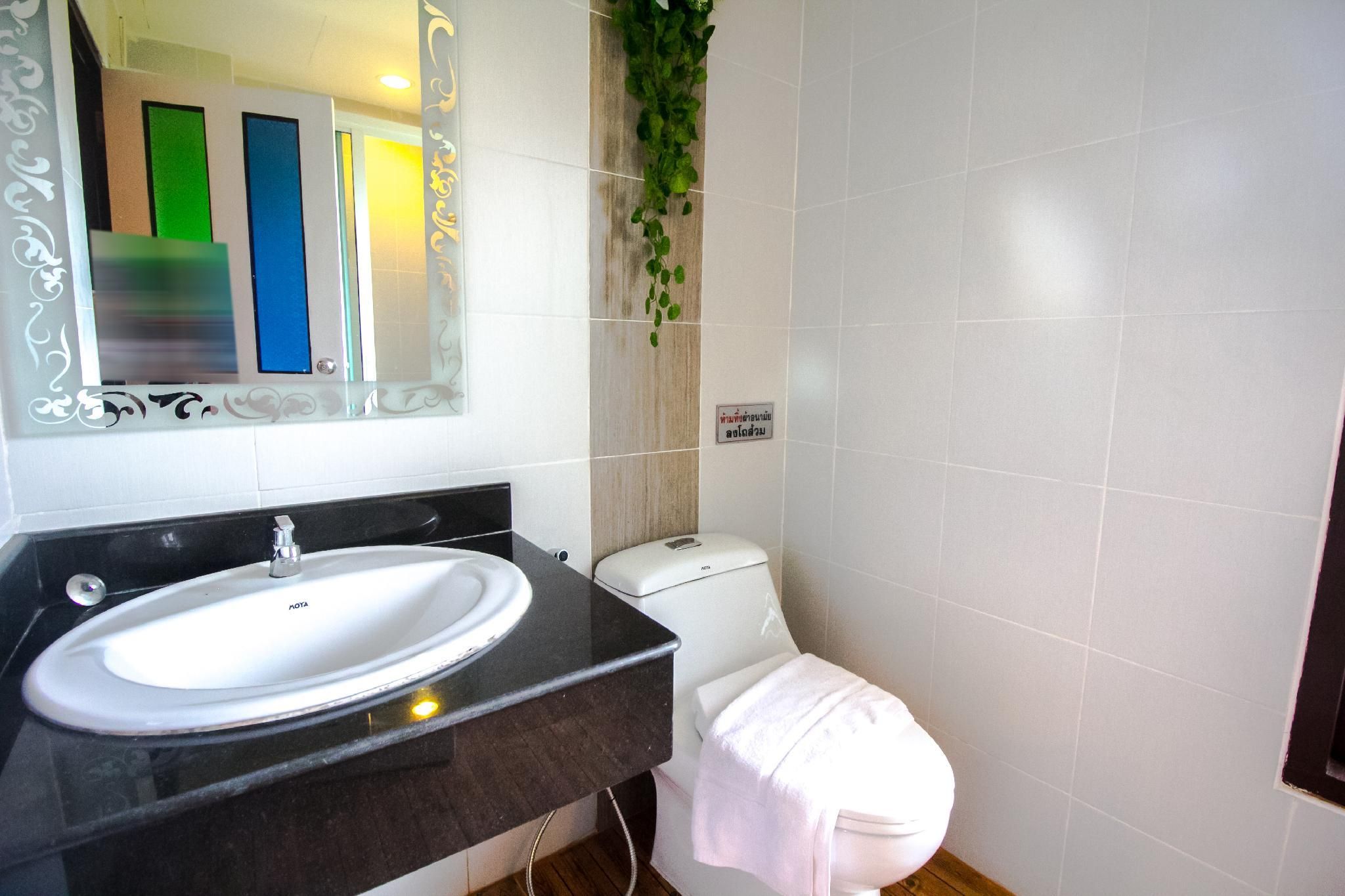 Standard - (2 Single Beds)