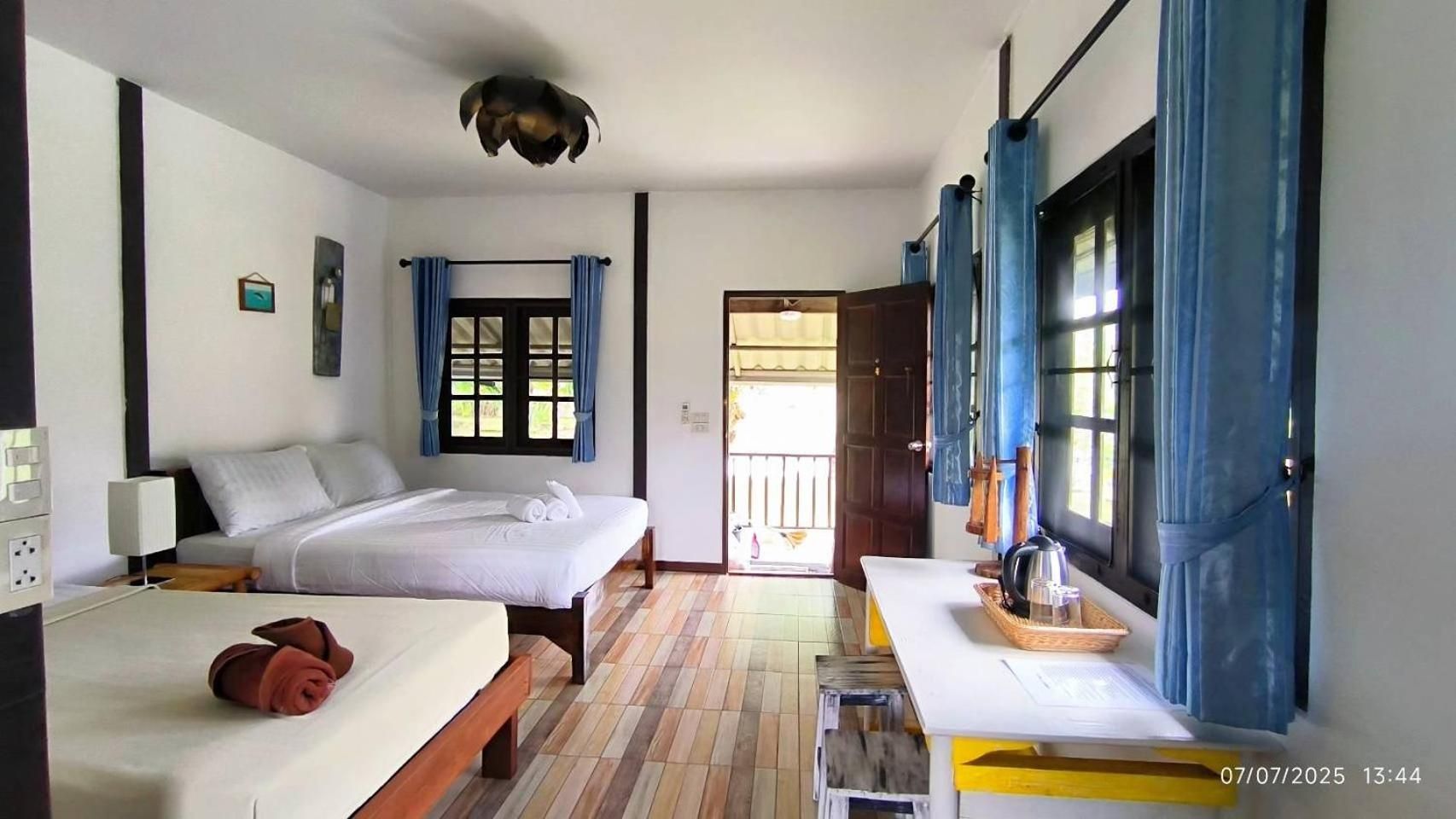 Triple Room