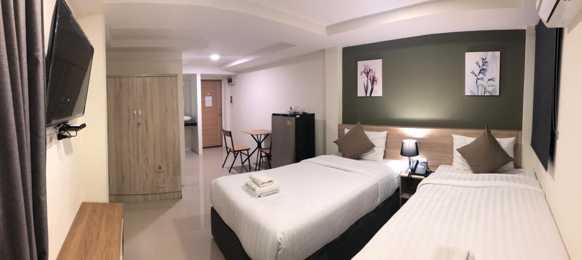 Standard Twin Room