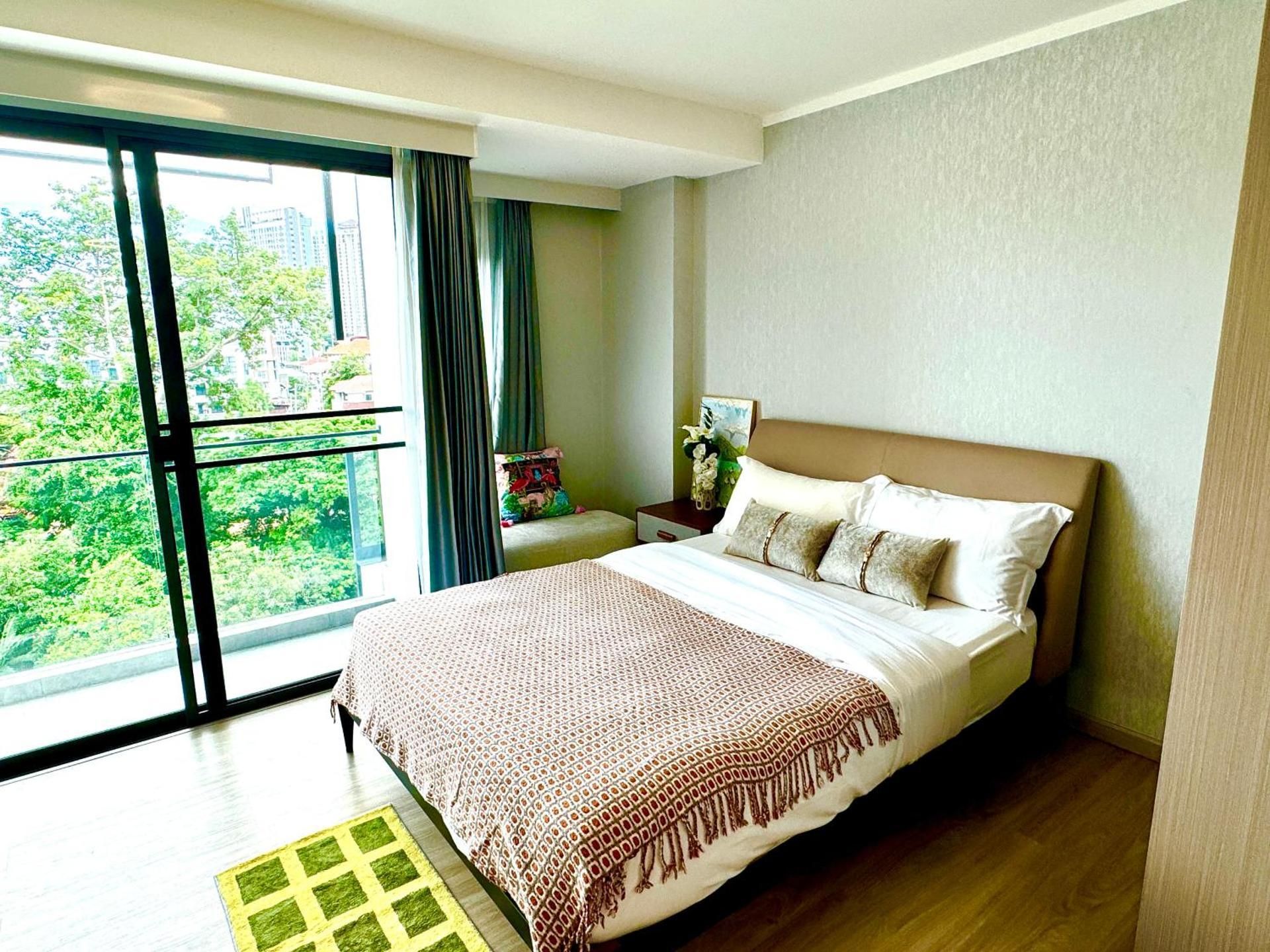 Deluxe Double Room with Balcony