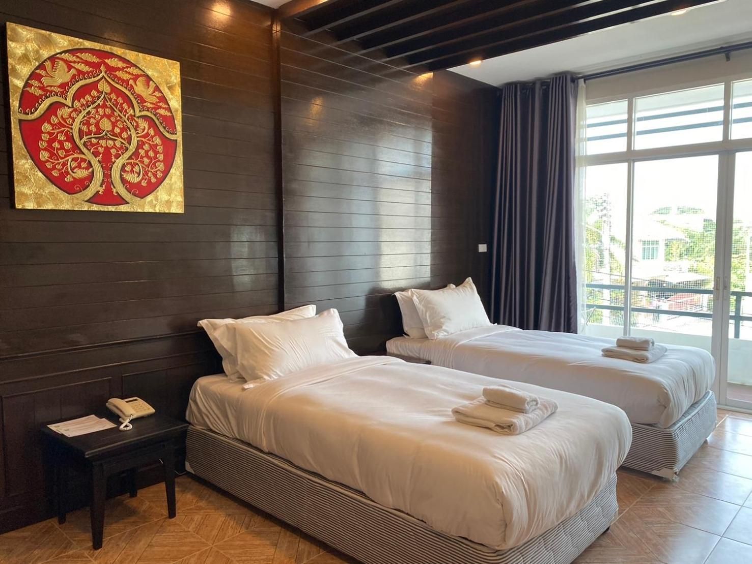 Deluxe Twin Room