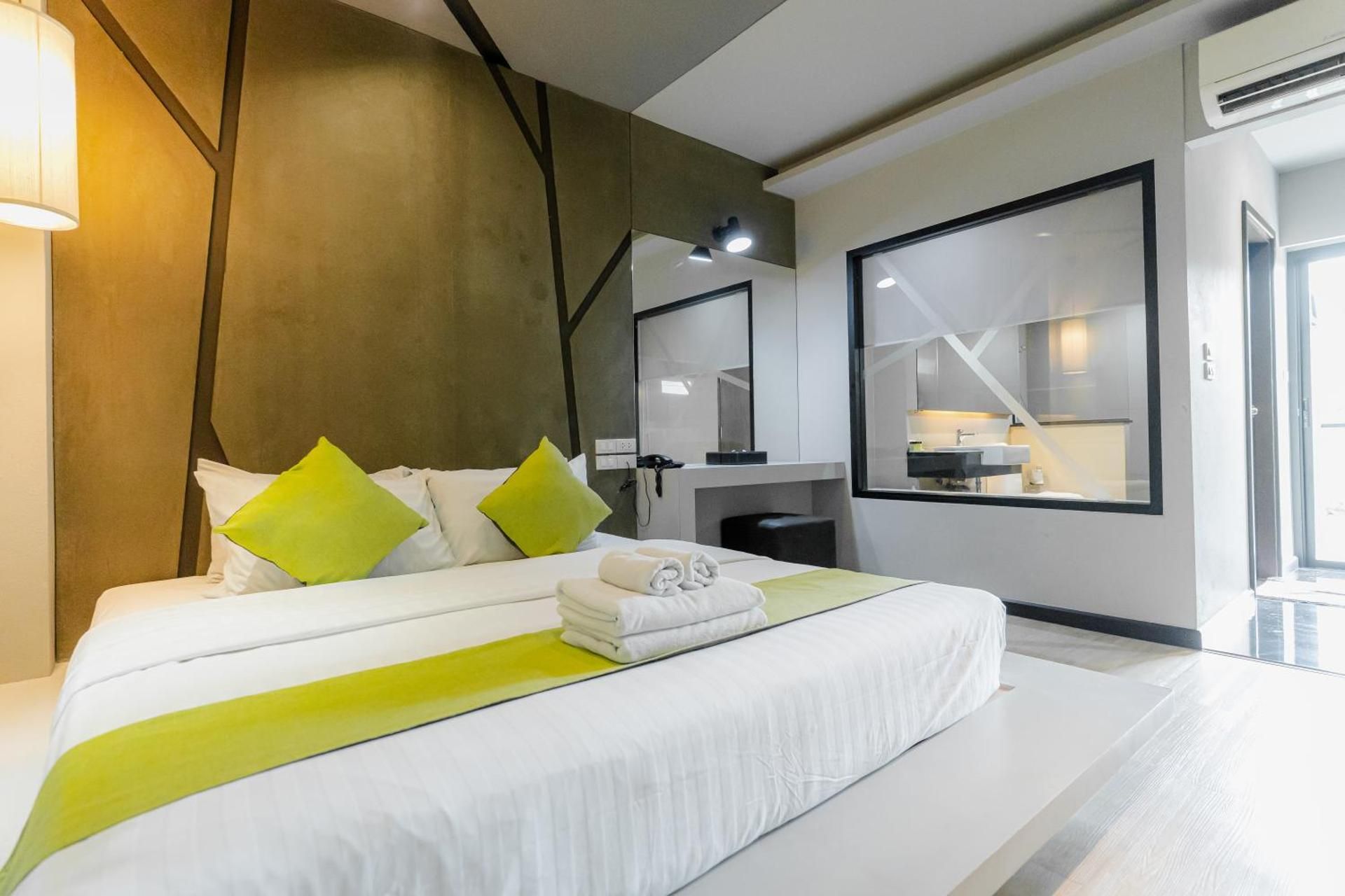 Triple Room