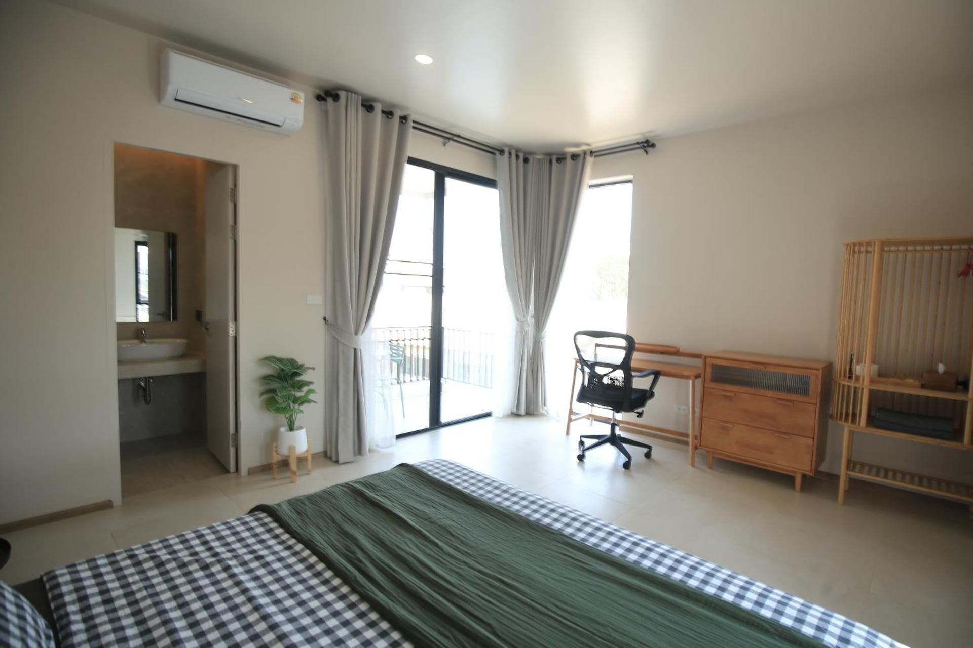 King Room with Balcony