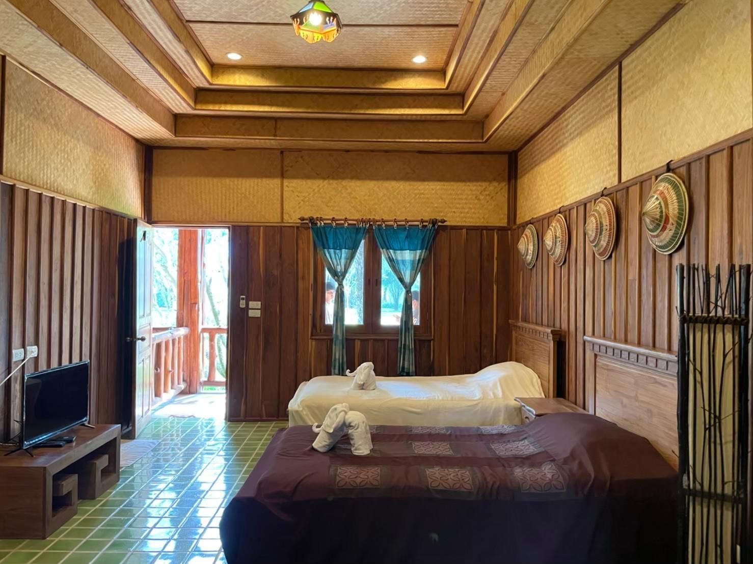 Green Tree Resort Standard Room