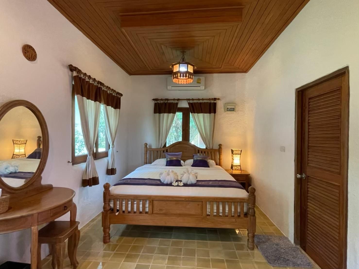 Standard Single Rooms