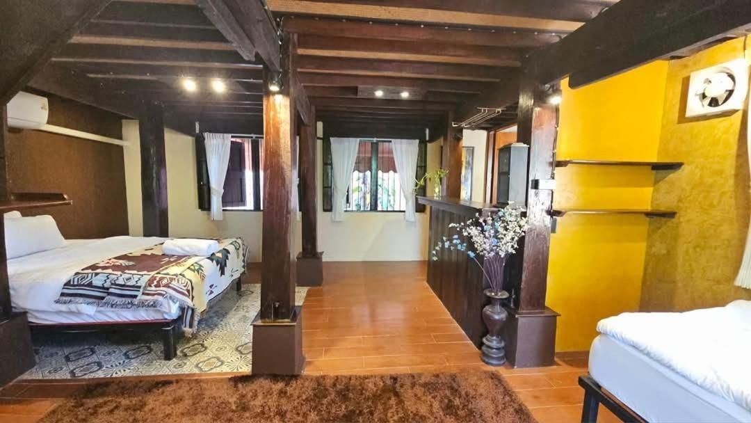 Standard Twin Room with Garden View