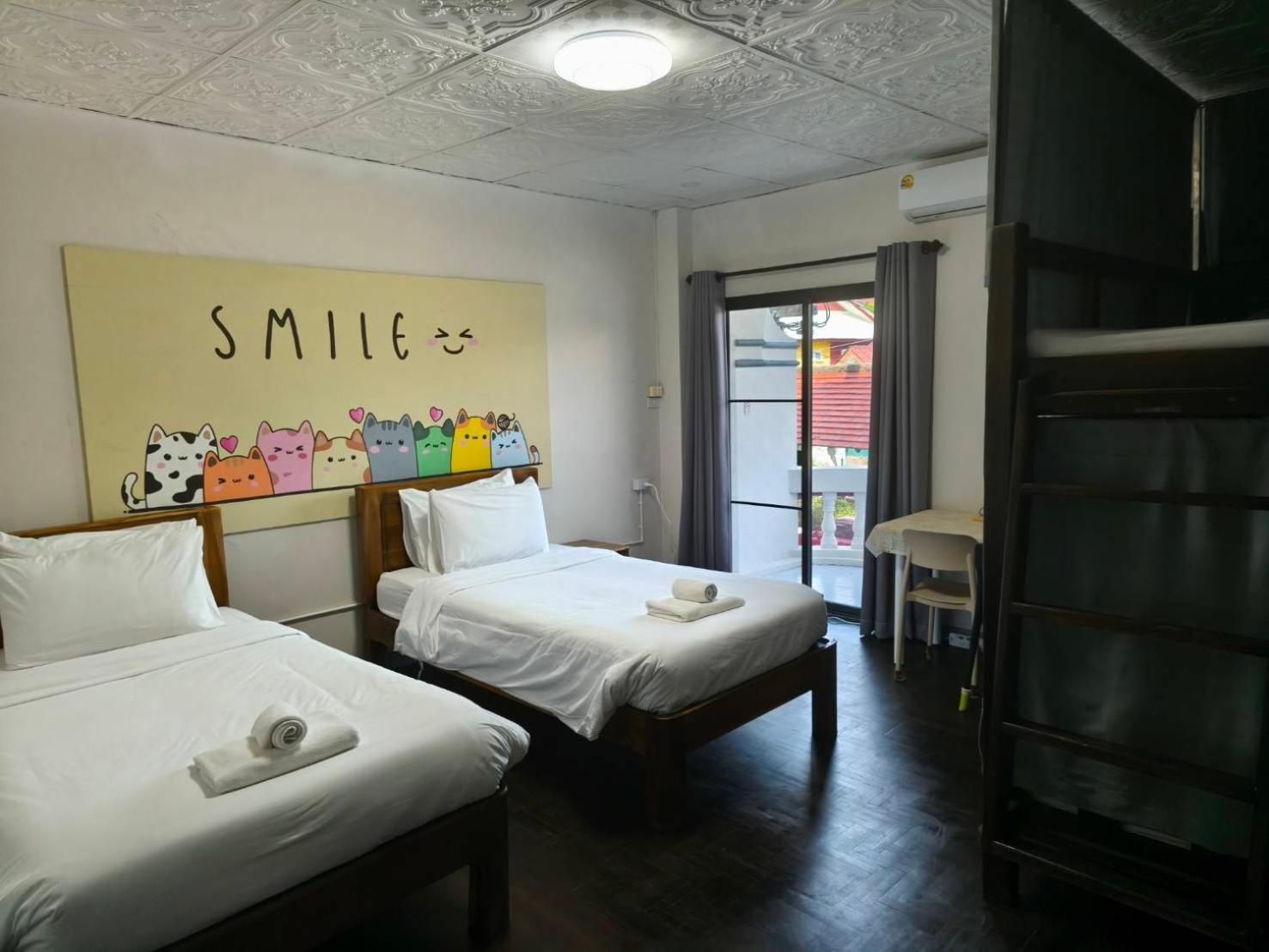Quadruple Room with Terrace