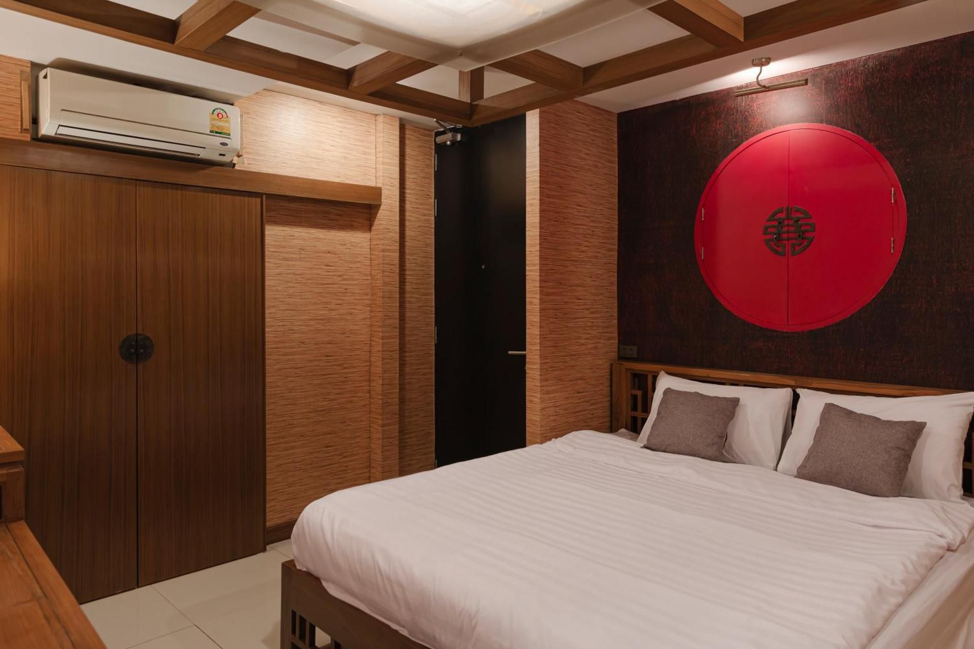 Standard King Room